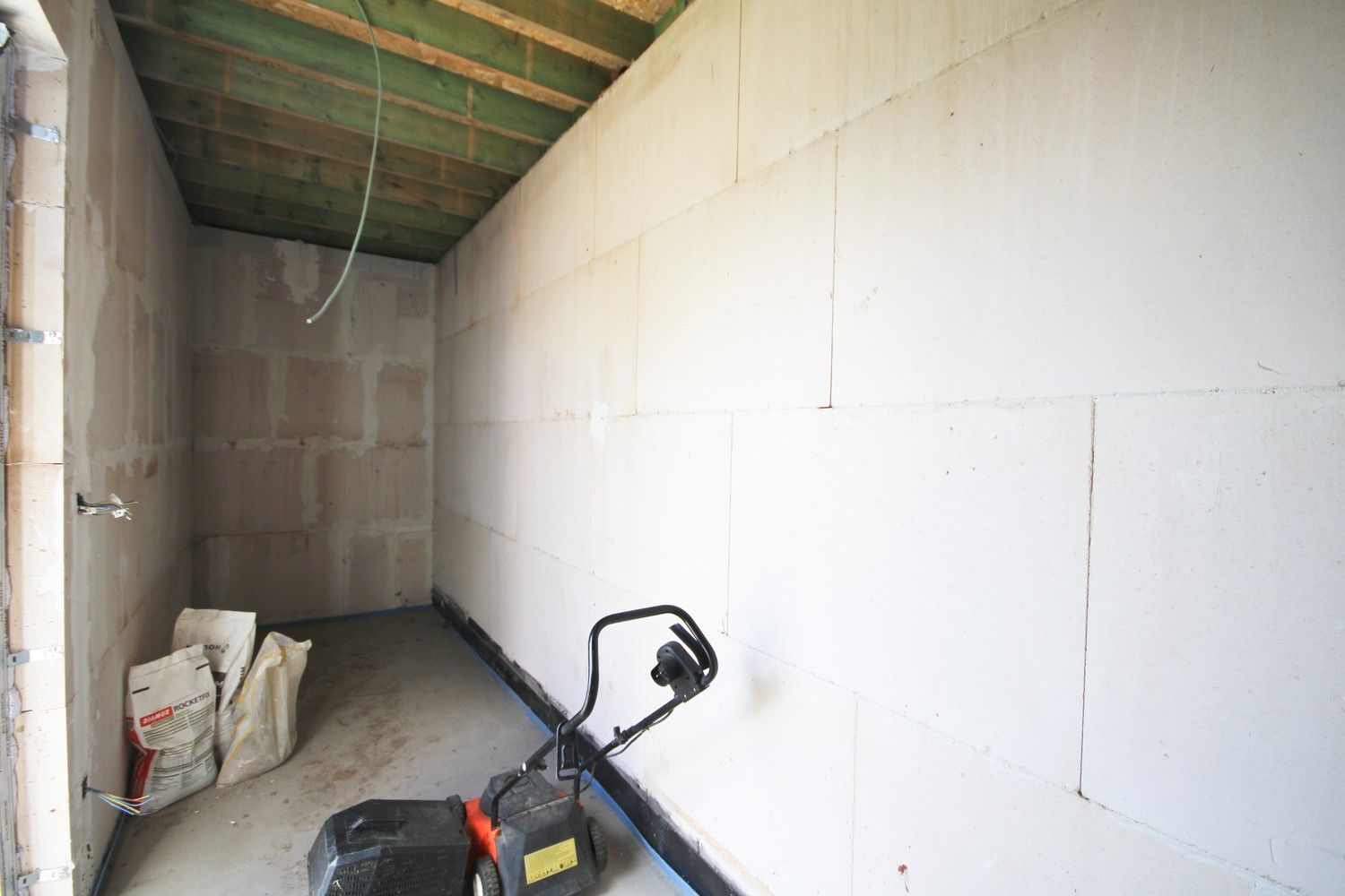 Instapklare nieuwbouw duplex te huur in Sint-Truiden! foto 25