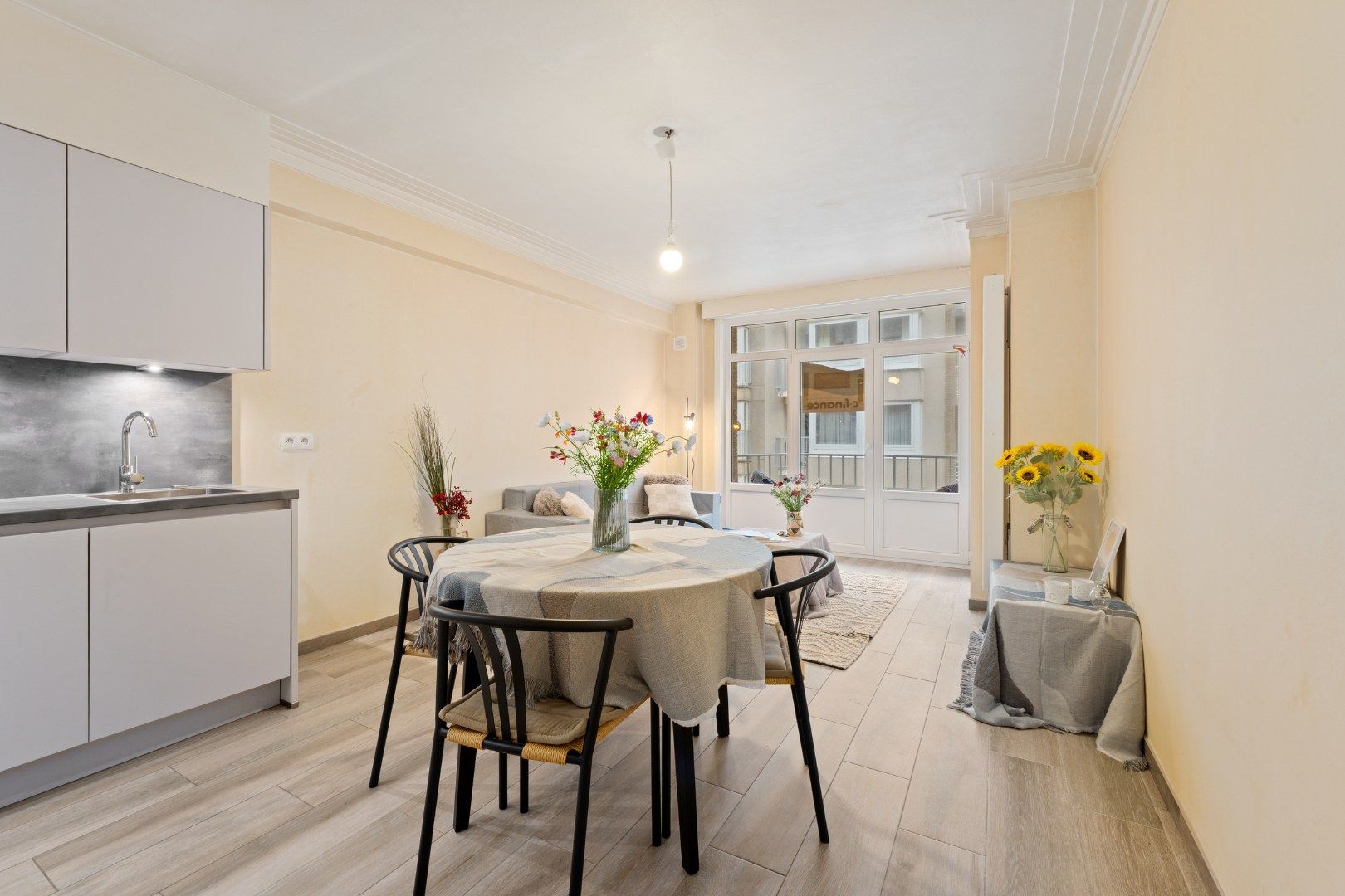 Met zorg gerenoveerd appartement op prachtige ligging met lateraal zeezicht en gunstig EPC-label B foto 4