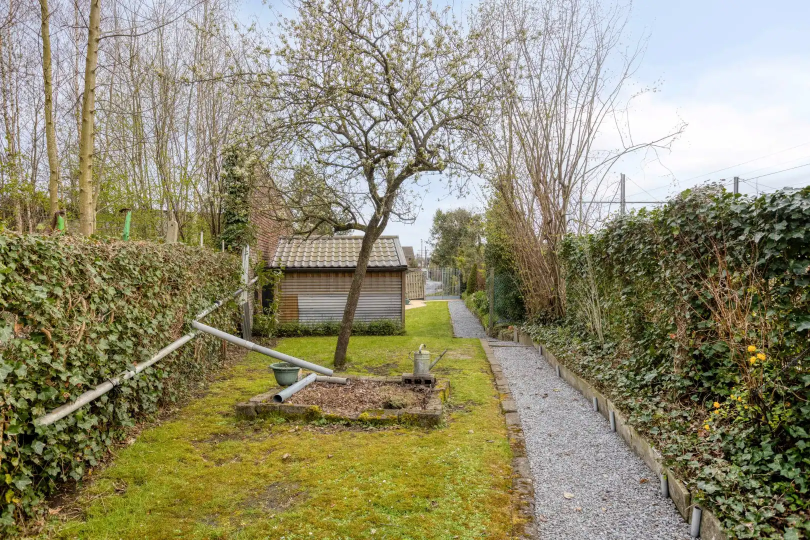 Instapklare woning met grote garage en tuin - aan centrum Tongeren foto 30