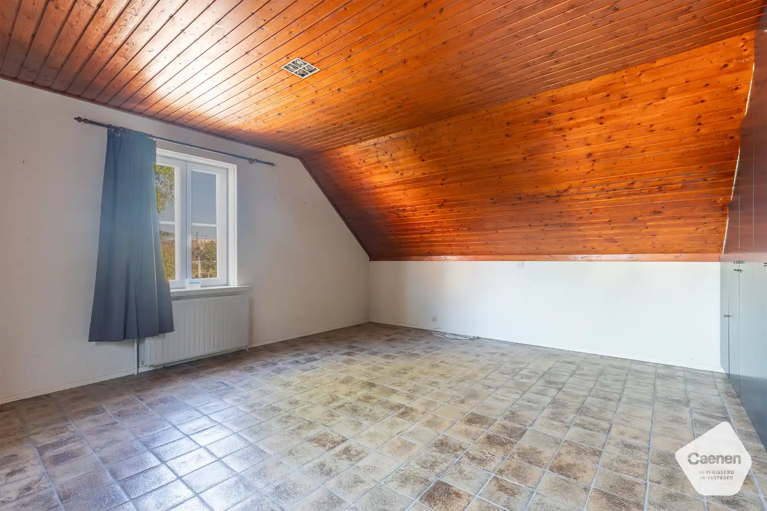 Te renoveren villa met 3 slaapkamers, 2 badkamers, sauna en ruime tuin foto 9