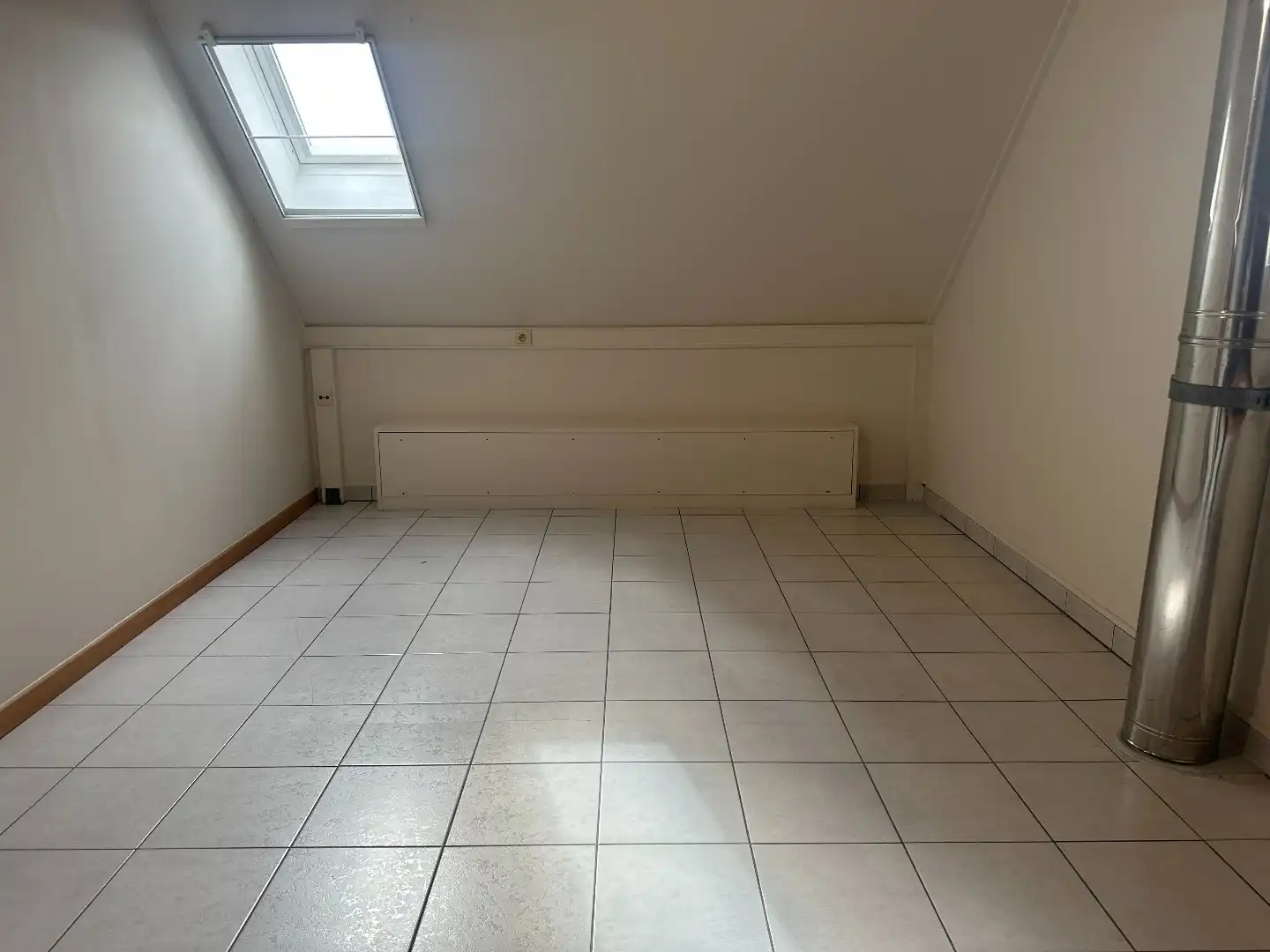 Gezellige gerenoveerde woning met 3 slpk, carport en tuintje, rustige ligging te Torhout foto 15