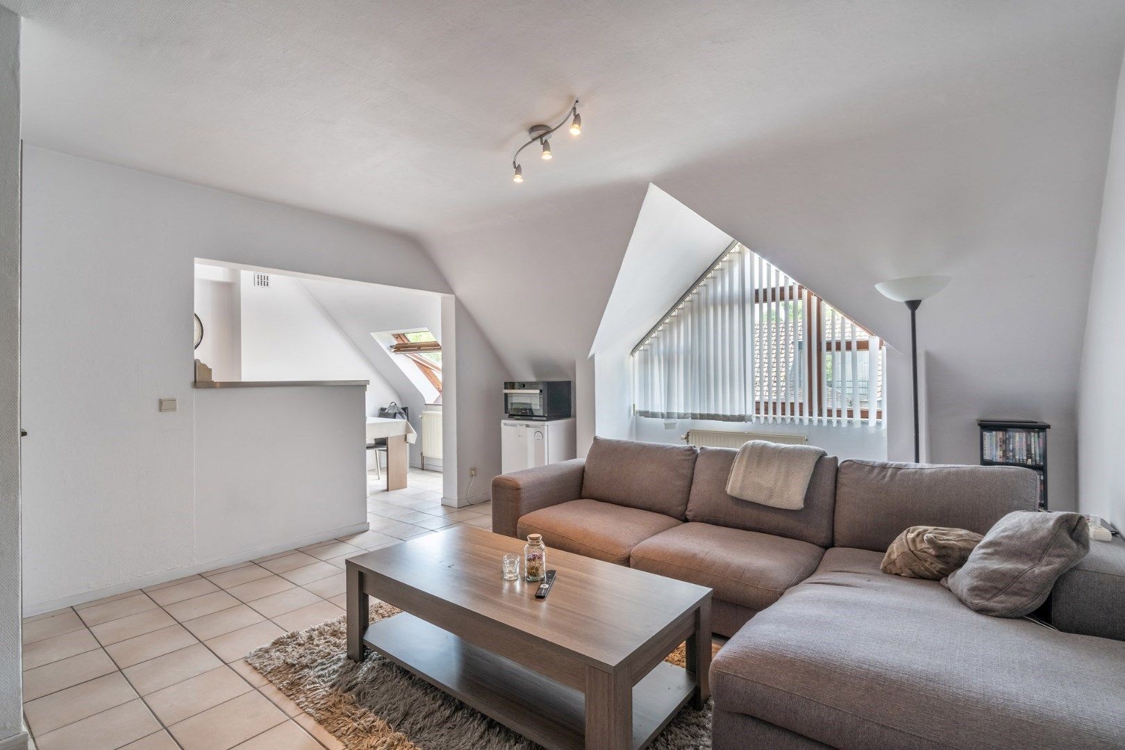 Gezellig 1-slaapkamer appartement in hartje Bilzen foto 2