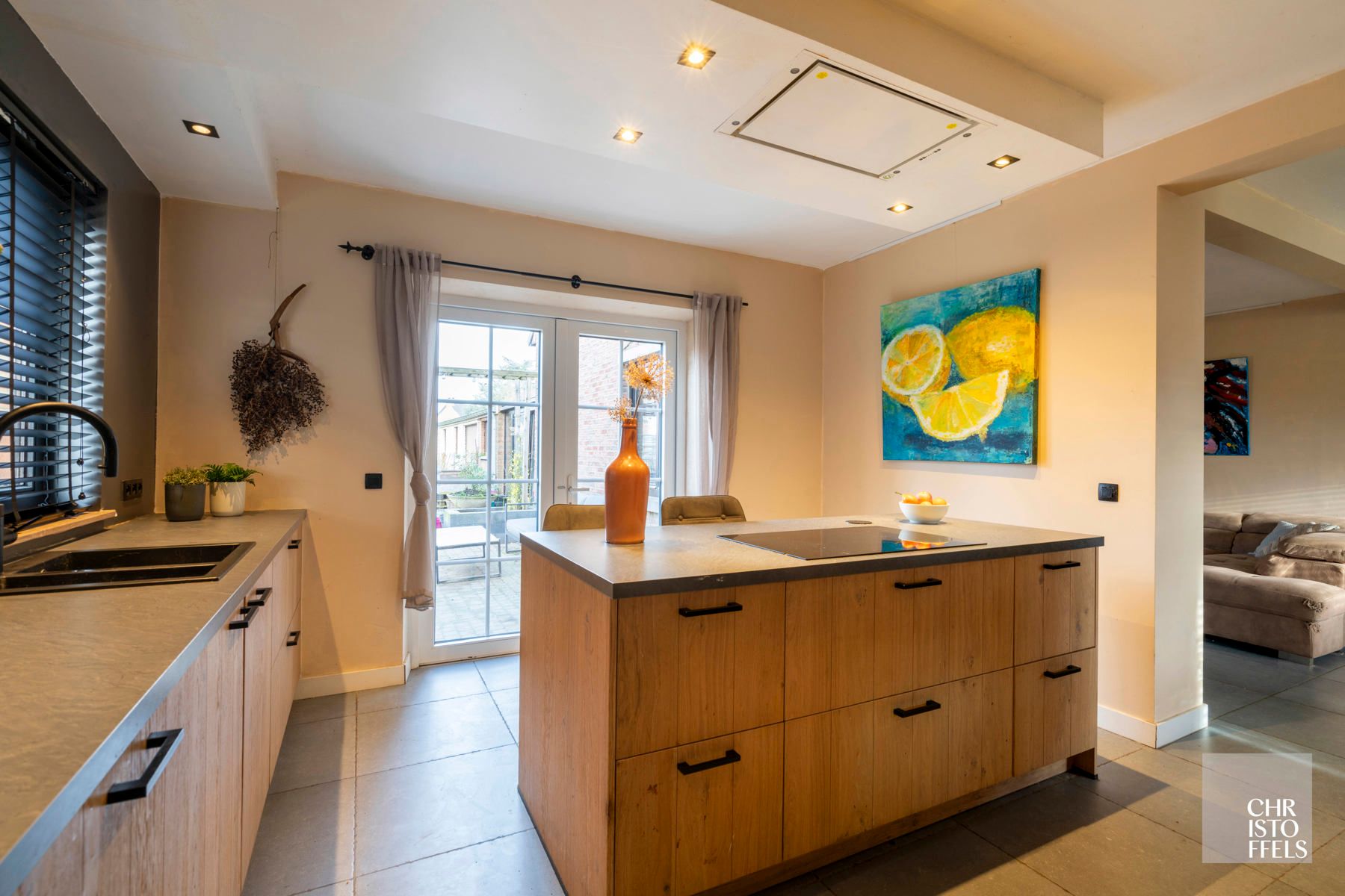 Instapklare woning (279m²) in groene omgeving te Kesselt-Lanaken! foto 9