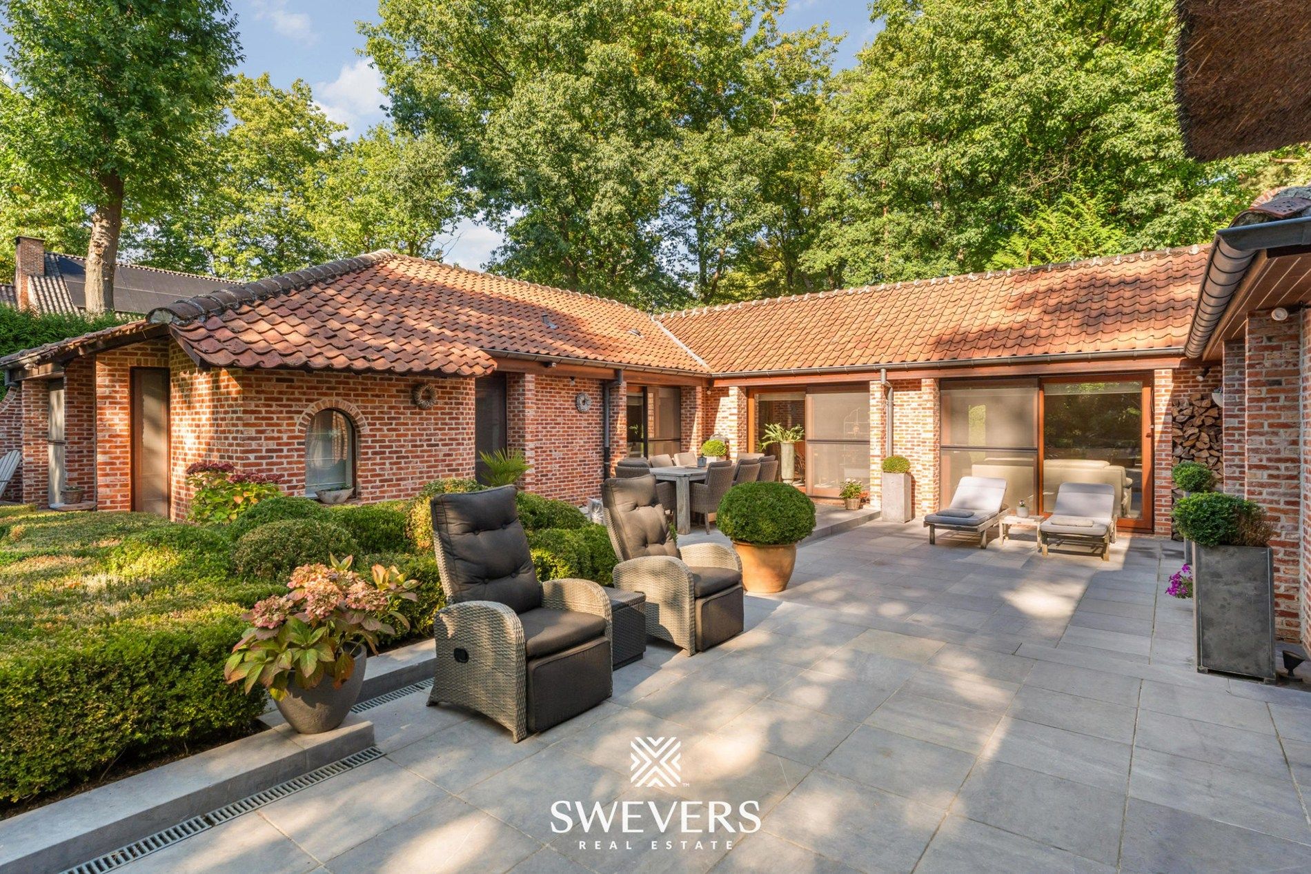 Exclusieve villa in Zuid-Franse stijl omgeven door groen in residentiële wijk Kayenberg foto 27