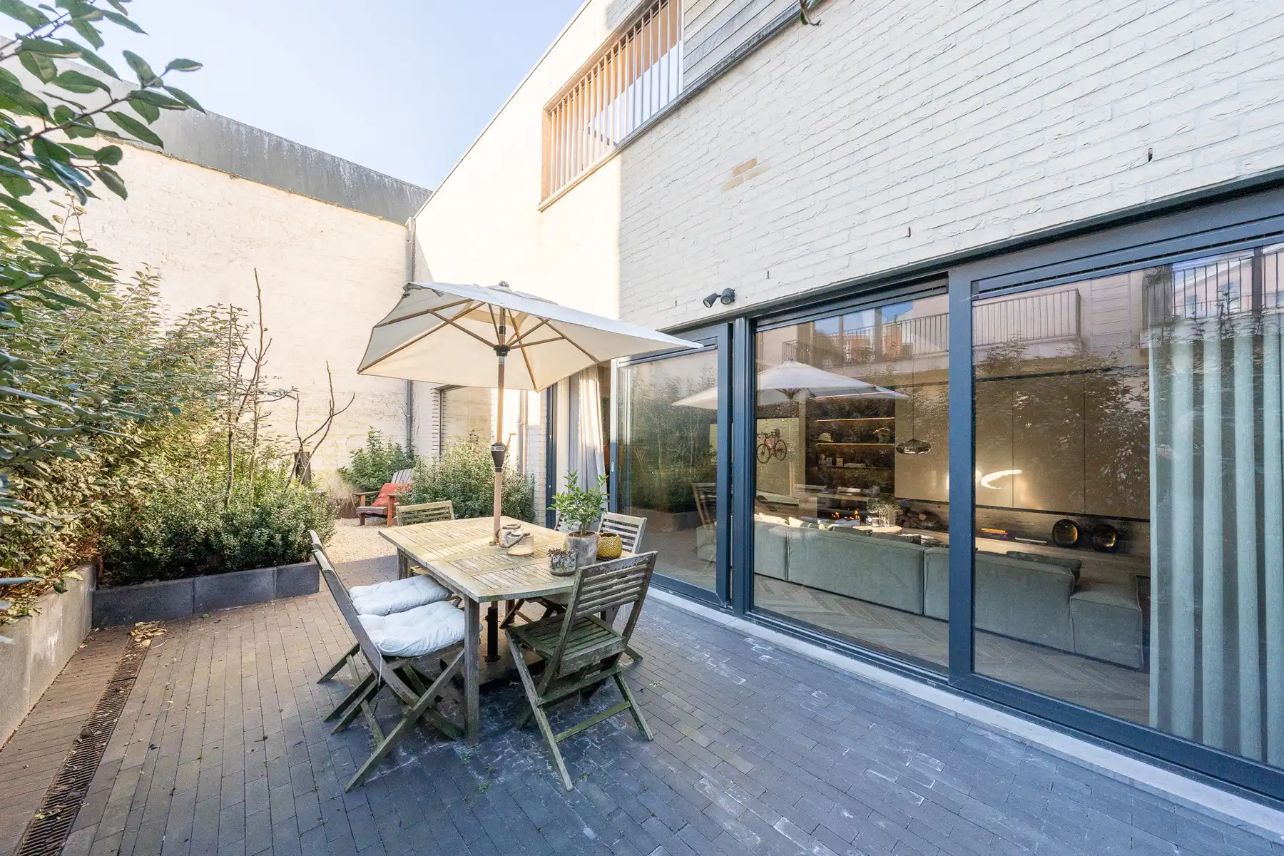 Luxueus appartement met tuin en parking op ‘t Zuid foto 3