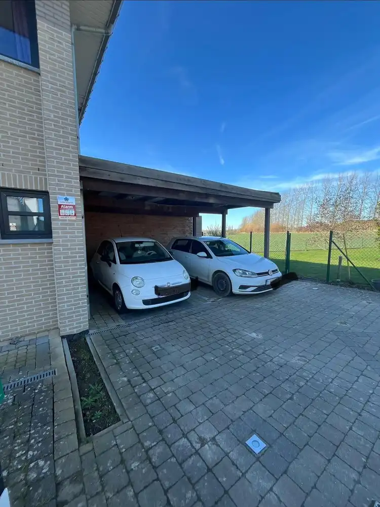 Mooie, energiezuinige gezinswoning foto 4