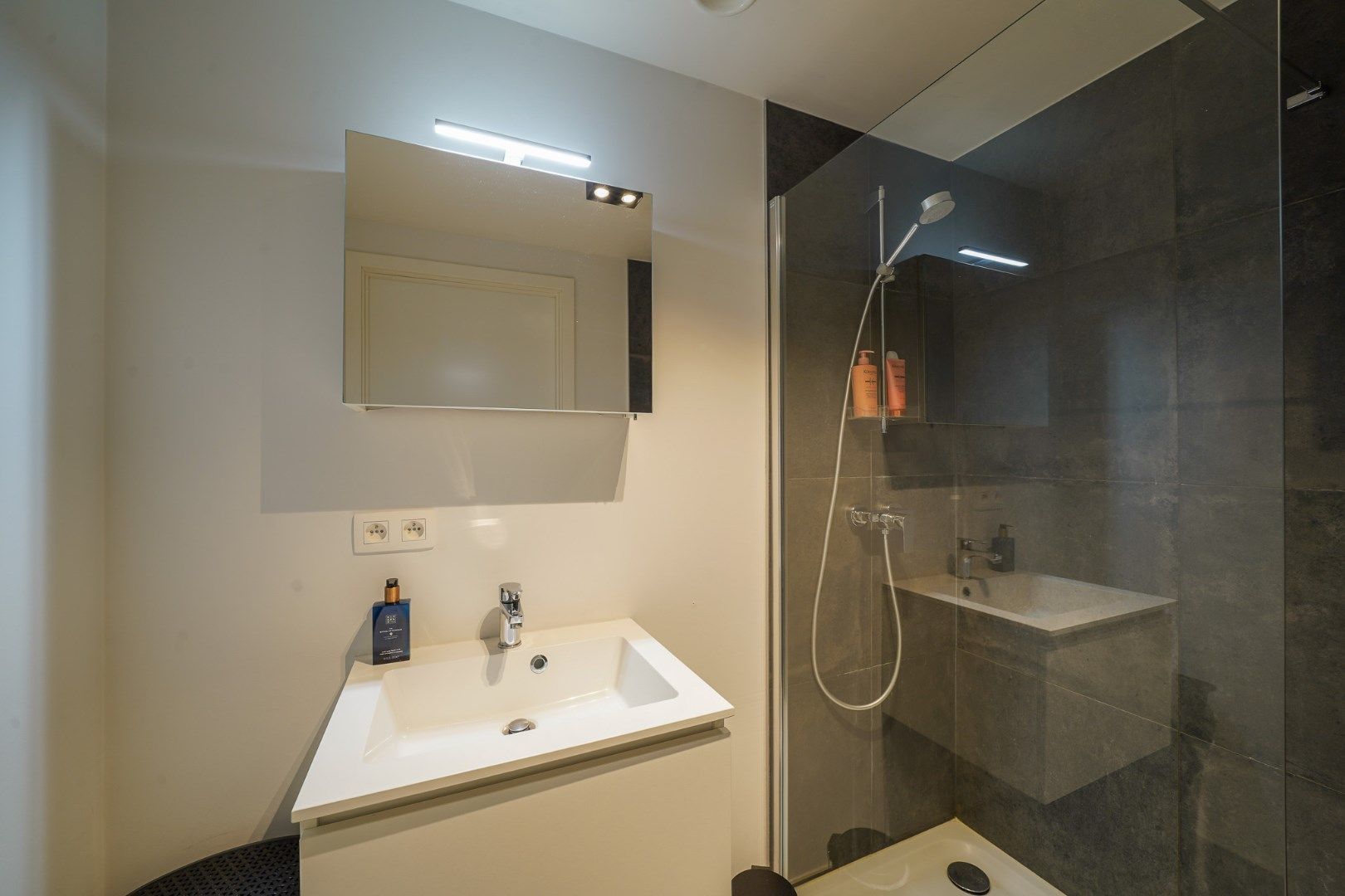 Prachtig appartement met open uitzicht foto 15