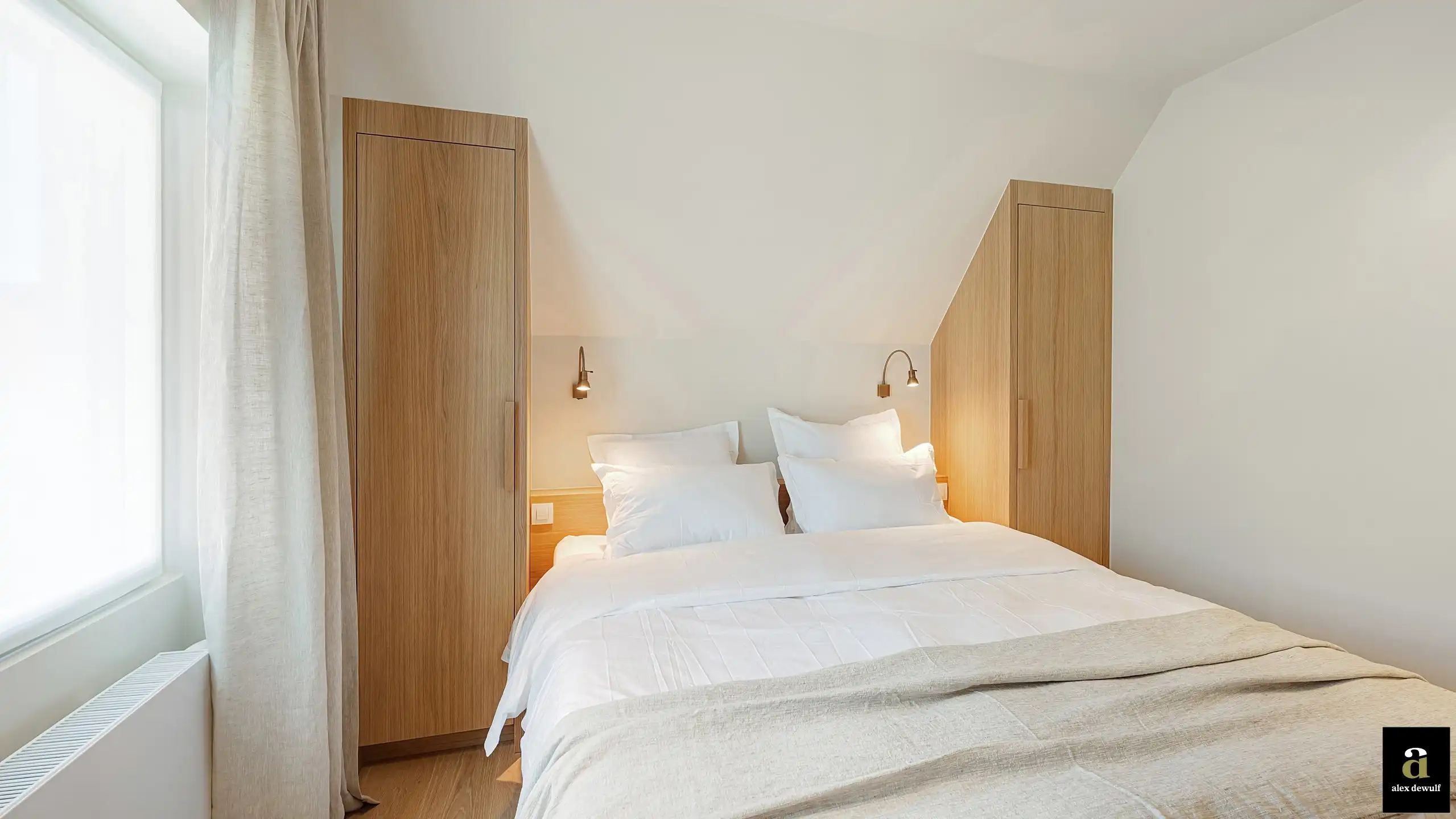 Uitstekend gelegen, volledig gerenoveerde koppelvilla te Duinbergen, op wandelafstand van het strand en de duinen. foto 31