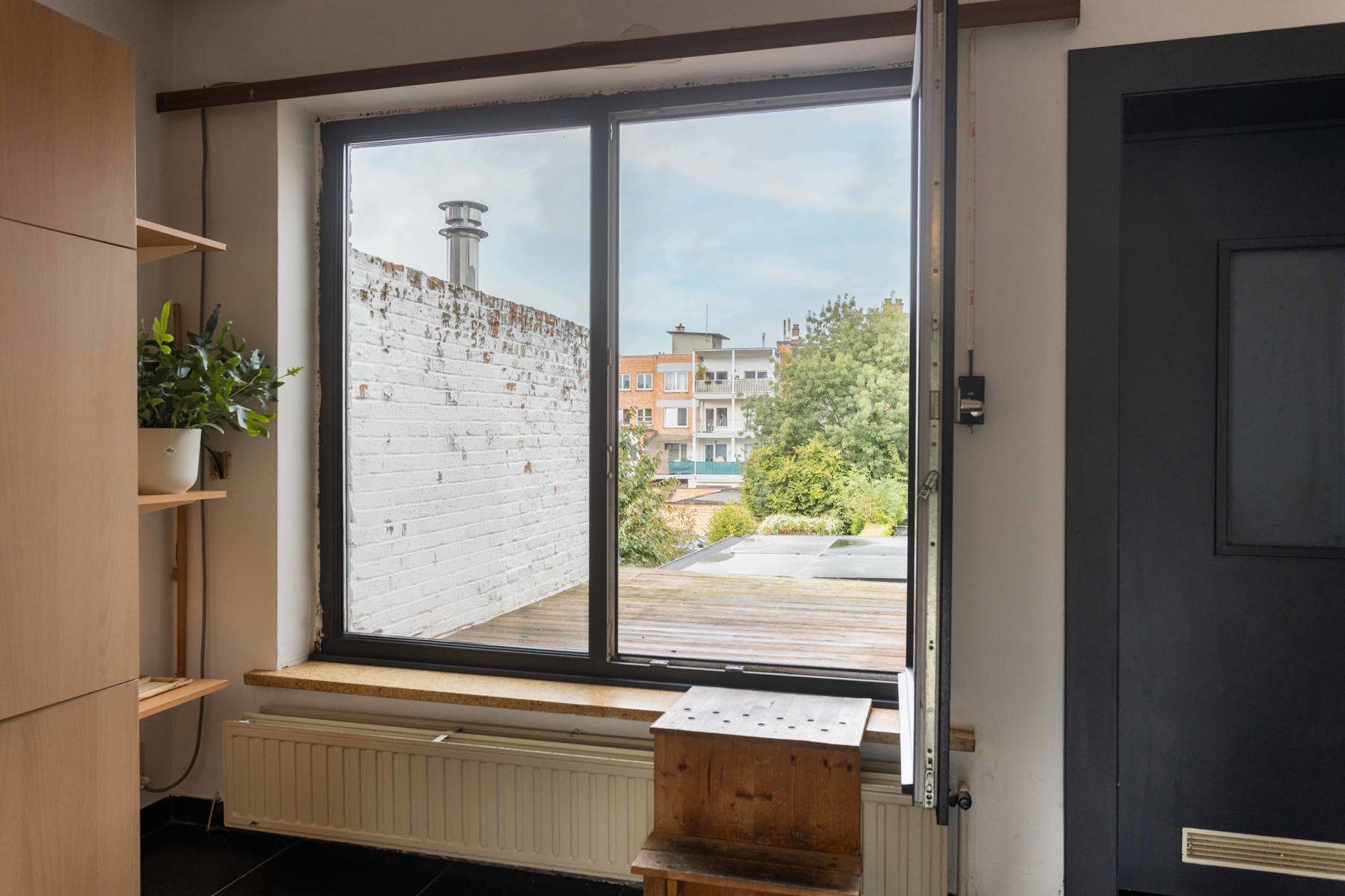 Te koop: te renoveren appartement in hartje Aalst! foto 10