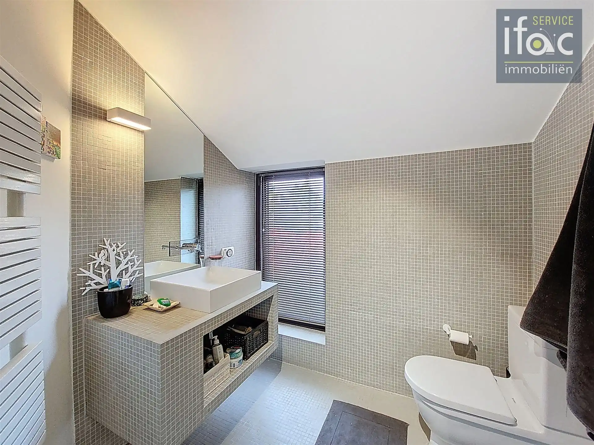 Exclusieve postmodernistische luxevilla grenzend aan bos foto 30