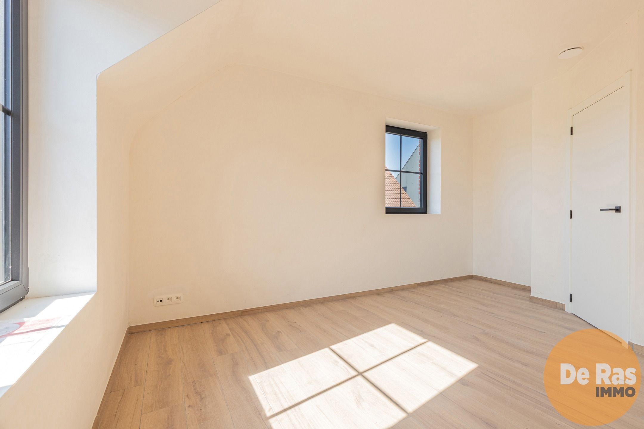 KERKSKEN - Ruime nieuwbouwwoning met 4slpk, garage en tuin! foto 12