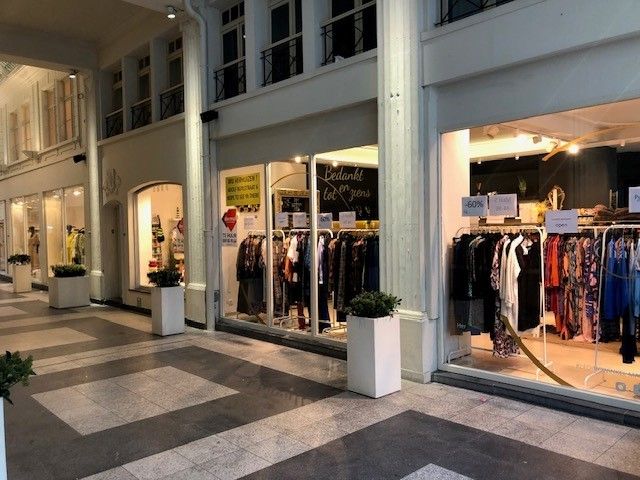 JAMES ENSORGALERIJ foto 7