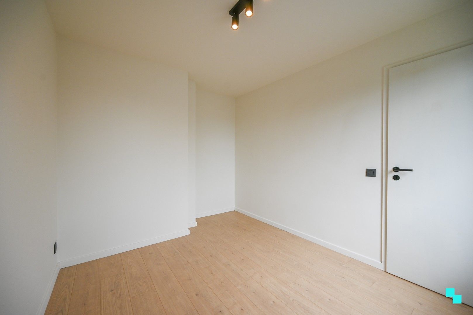 Volledig gerenoveerd éénslaapkamerappartement foto 12