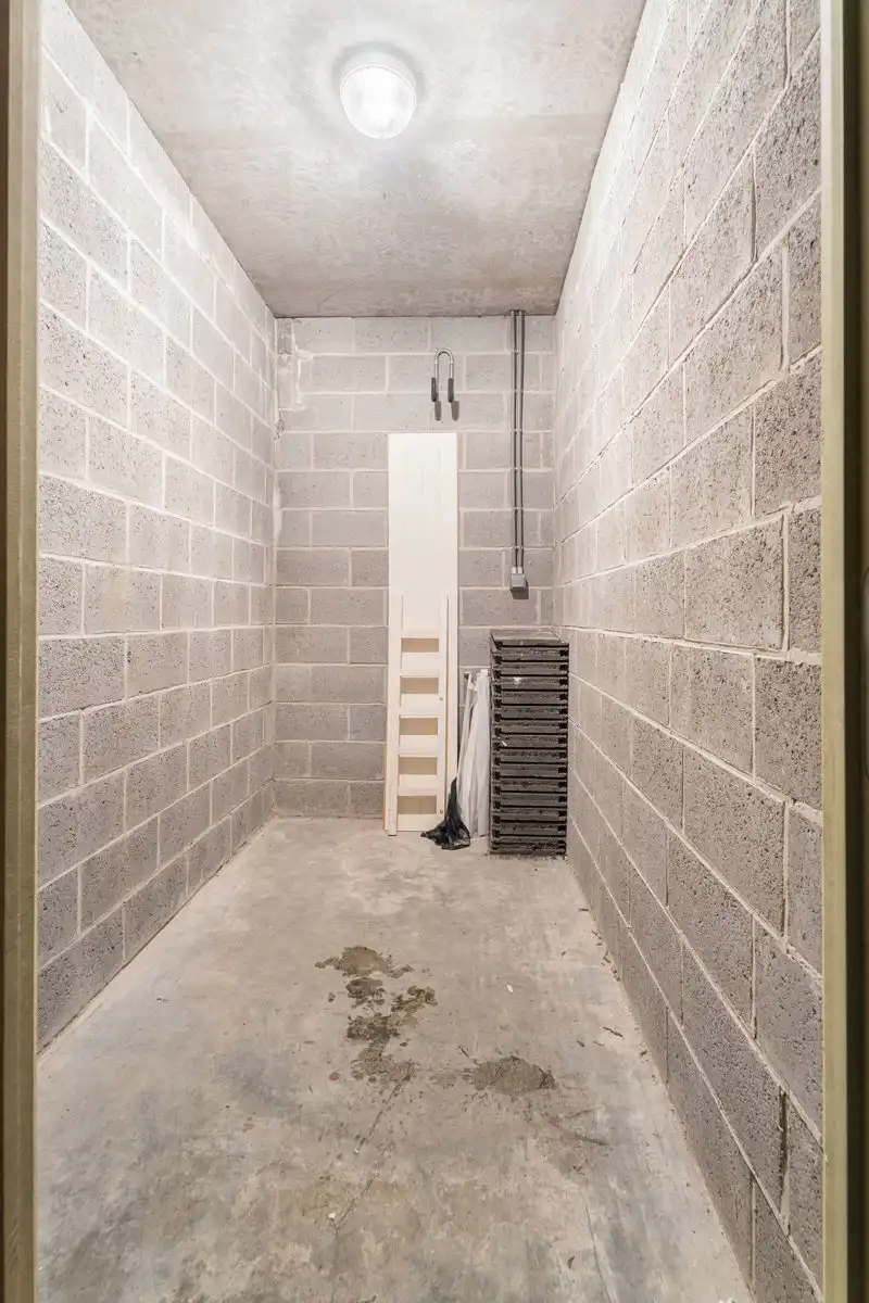 Ruim instapklaar duplex appartement te Sint-Pieters-Leeuw foto 22