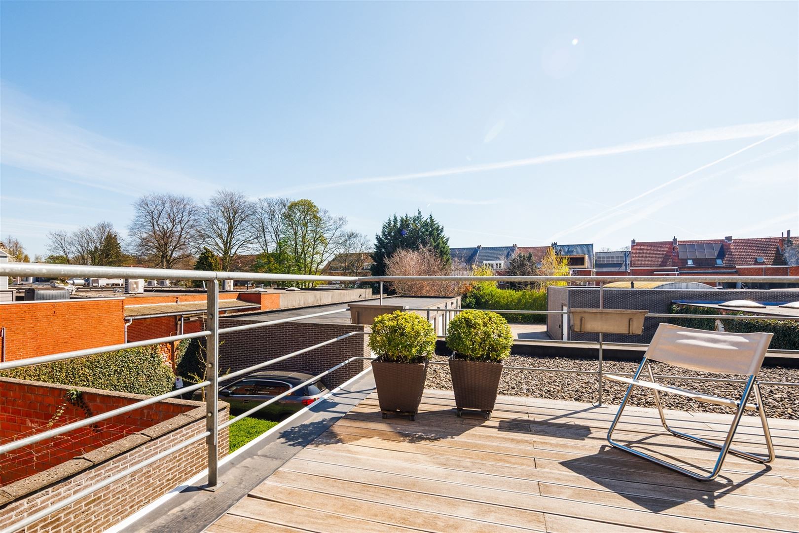 Instapklaar appartement met groot terras en autostaanplaats foto 15