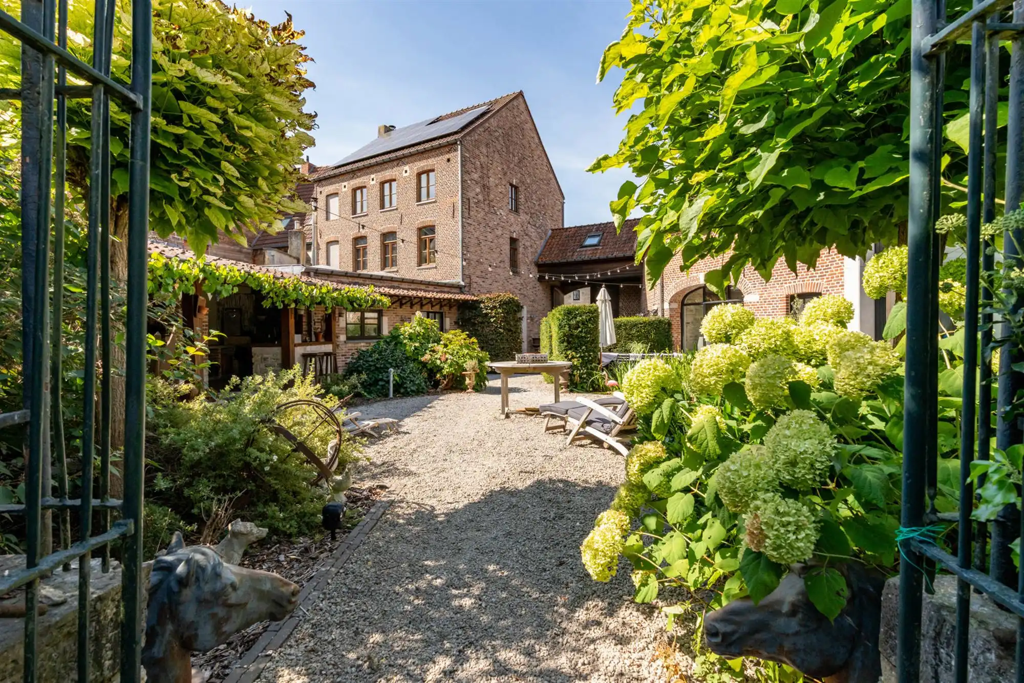 Karaktervolle gerenoveerde woning te Hoegaarden. foto 6