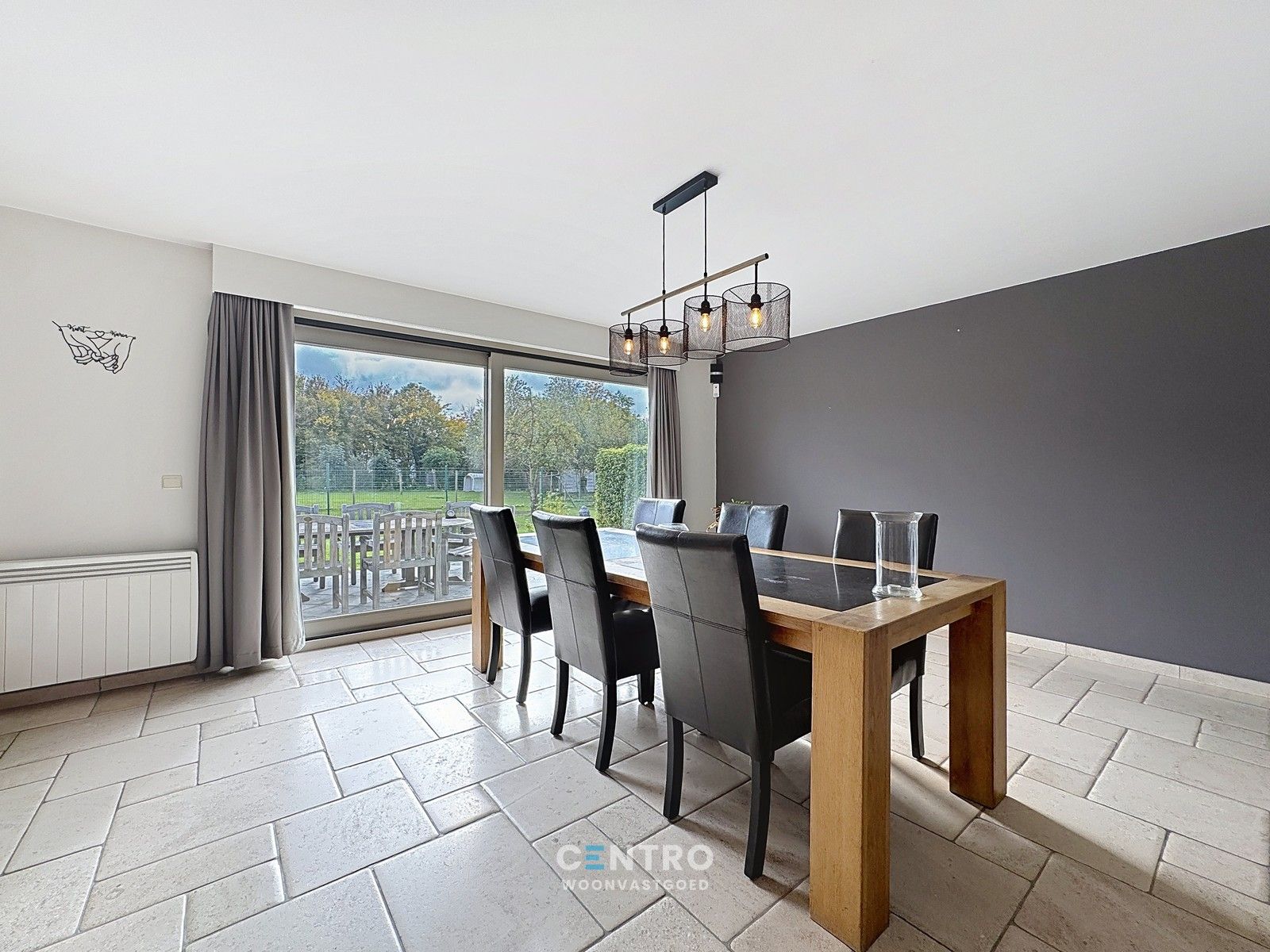 INTERESSANT gelegen woning op circa 1.200m2 grond te Uitkerke! foto 5