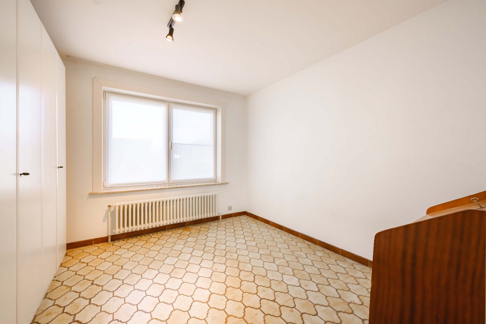 VERRASSEND RUIME ALLEENSTAANDE WONING OP 1.298 m² foto 13