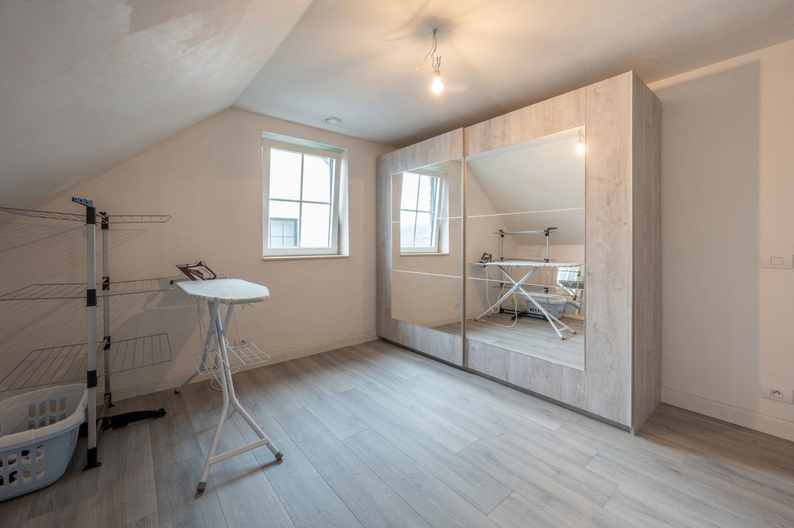 Recente en energiezuinige woning nabij het centrum van Jabbeke foto 9