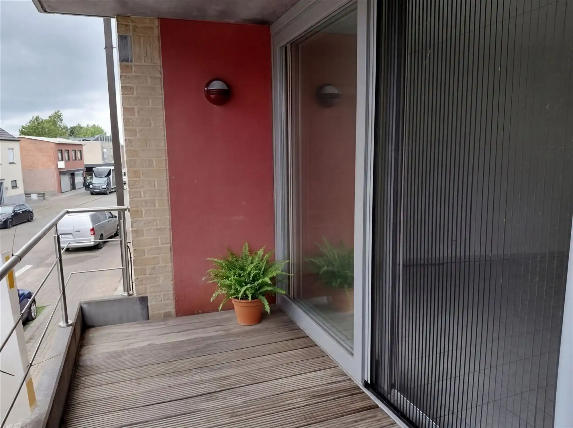 Appartement met 2 slaapkamers, 2 terrassen en garage. foto 2