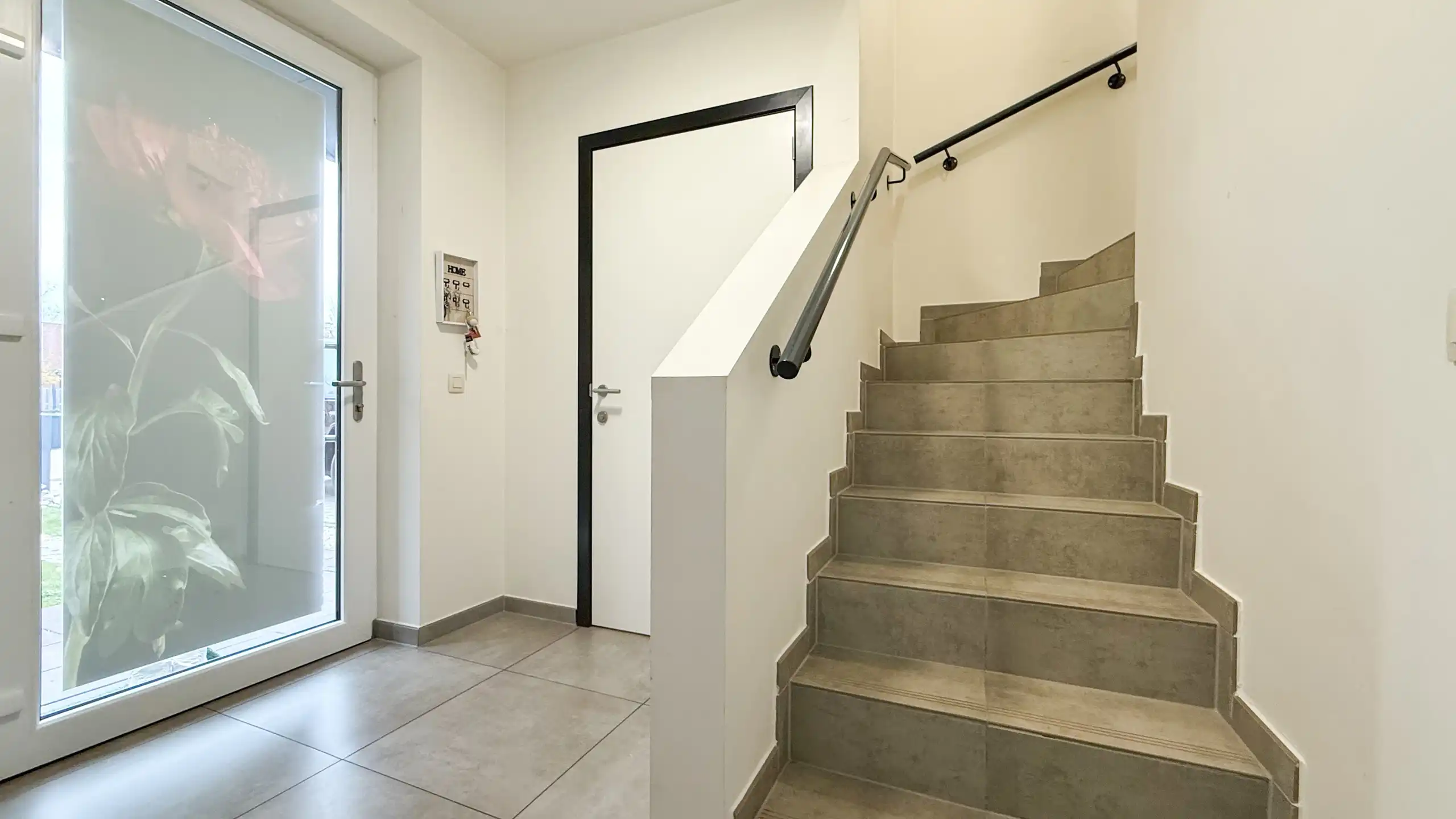 Moderne gezinswoning in rustige doodlopende straat met EPC A foto 14