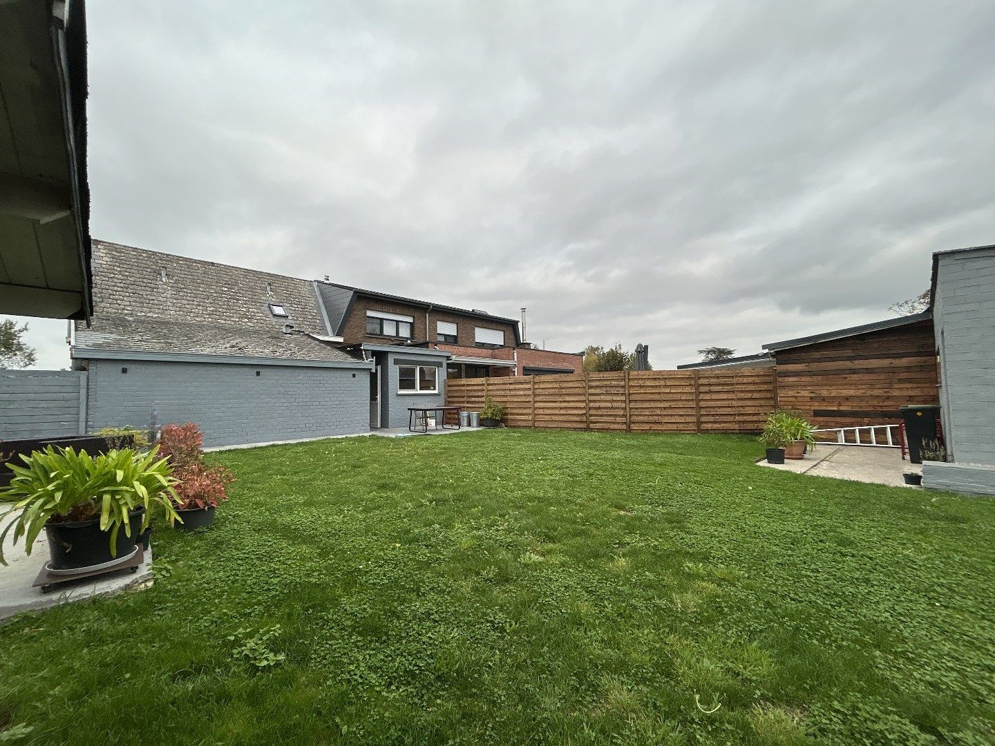 Gerenoveerde woning op een toplocatie in Sint-Katelijne-Waver! foto 9