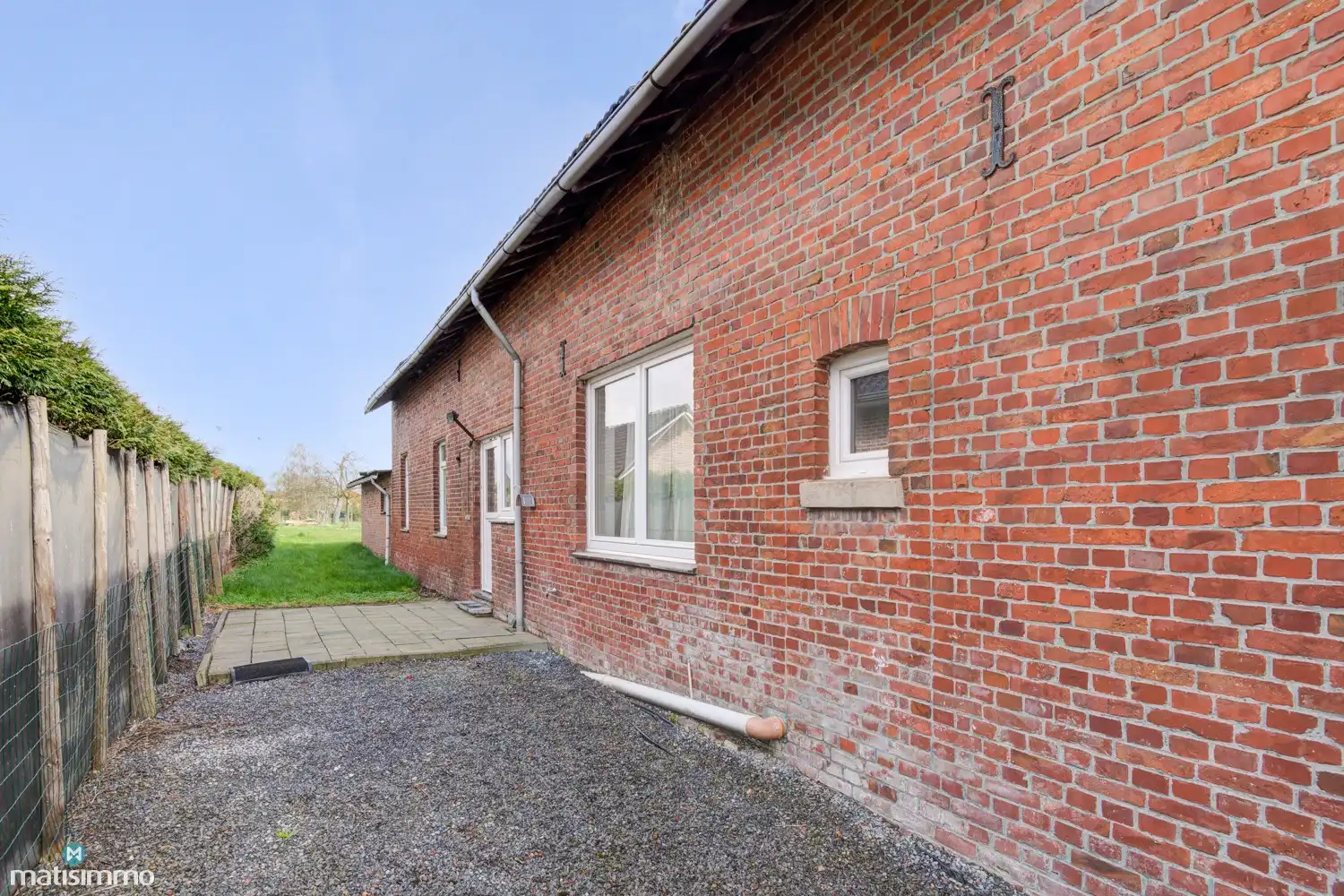 RUSTIG GELEGEN EENGEZINSWONING MET 2 SLAAPKAMERS, TUIN EN GARAGE TE VLIERMAALROOT foto 16