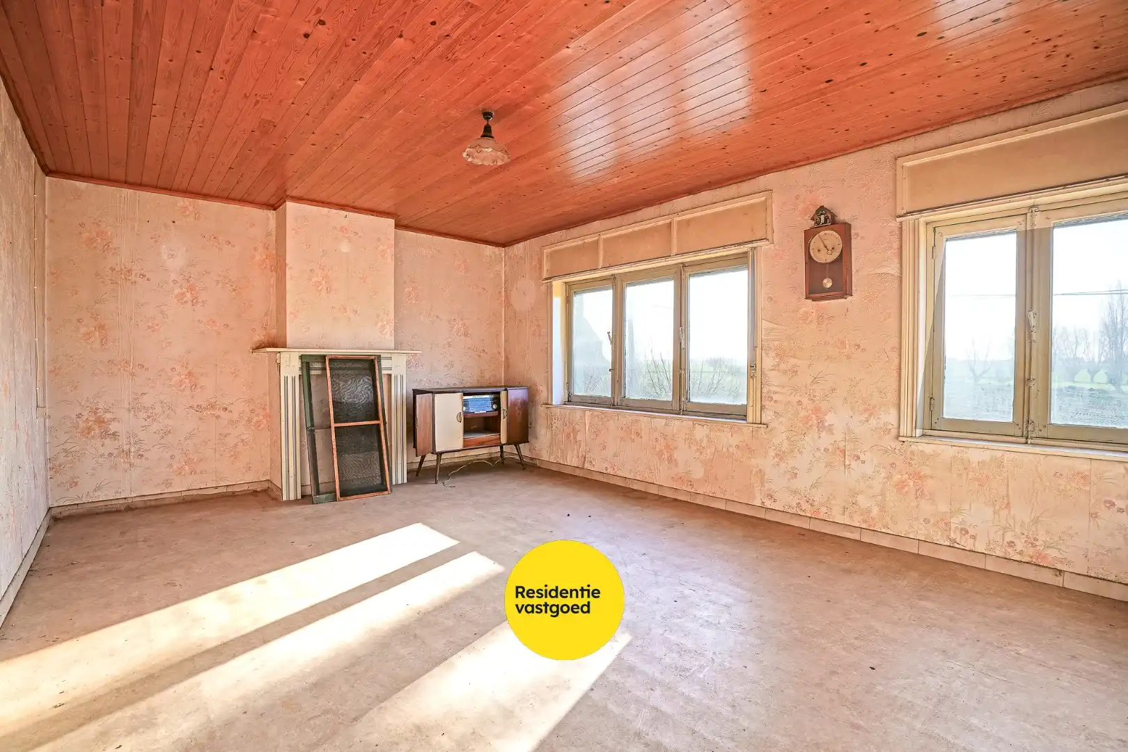 Te renoveren woning met 5 slaapkamers op 8.102 m²  te Diksmuide! foto 7