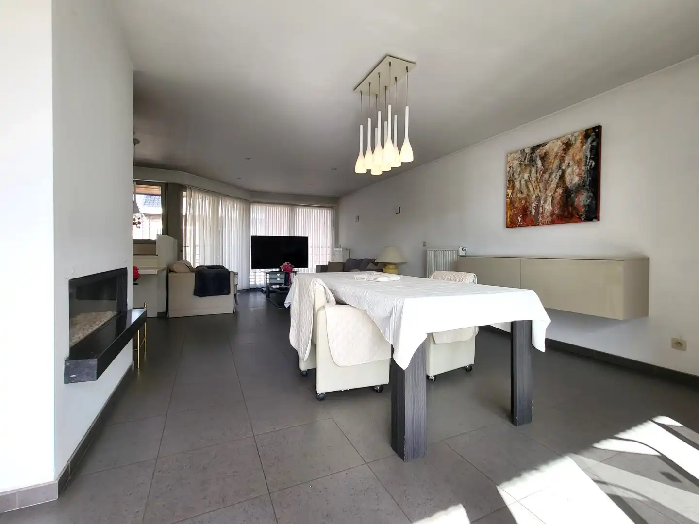 Prachtig energiezuinig 2-slaapkamerappartement met 2 zonnige terrassen en lift in hartje Geraardsbergen. foto 7