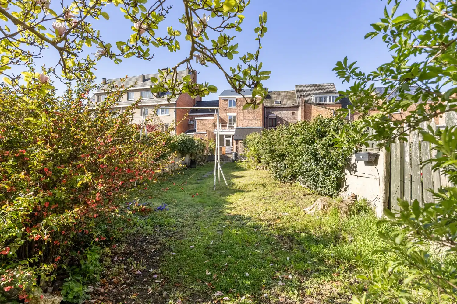 Authentieke herenwoning met ruime tuin en uitzonderlijk potentieel nabij het centrum van Hasselt! foto 24