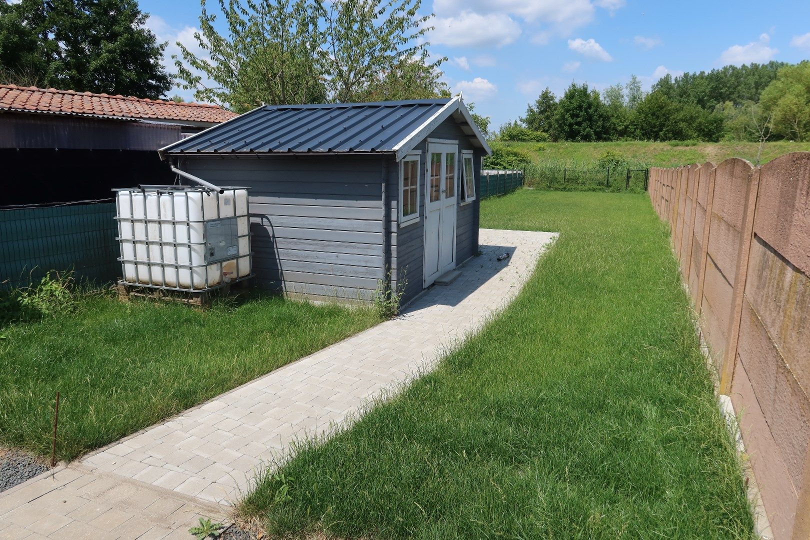 Gezellige en instapklare woning met 2 slk en grote tuin foto 10