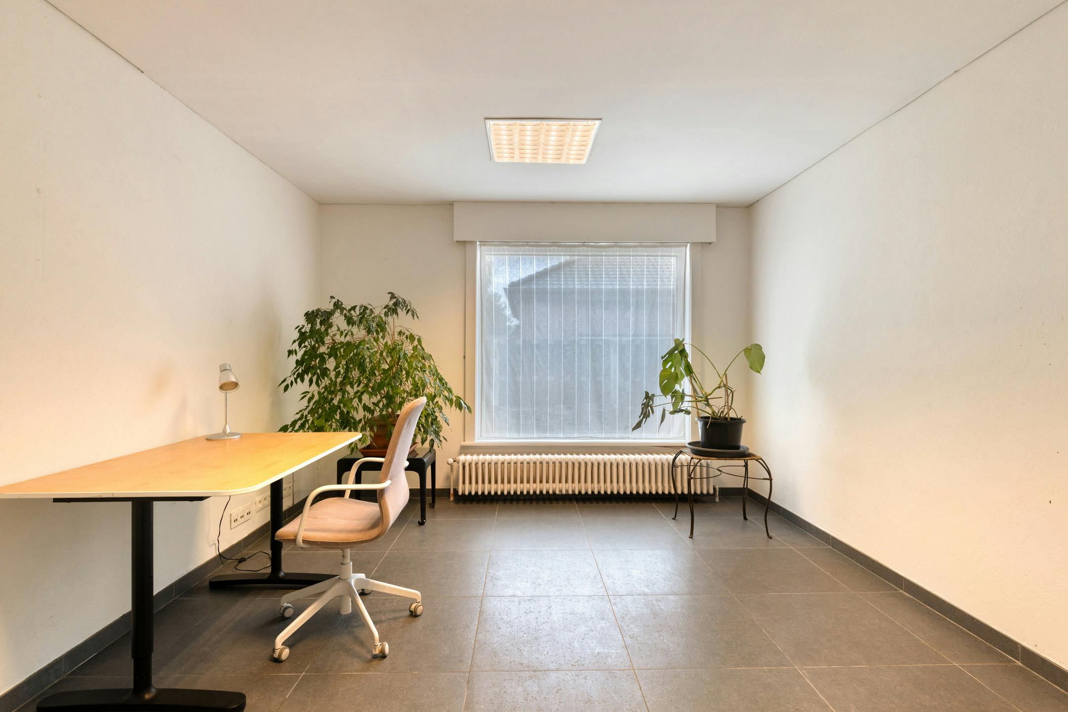 Ruime gezinswoning met tal van opties in Oostwinkel foto 11