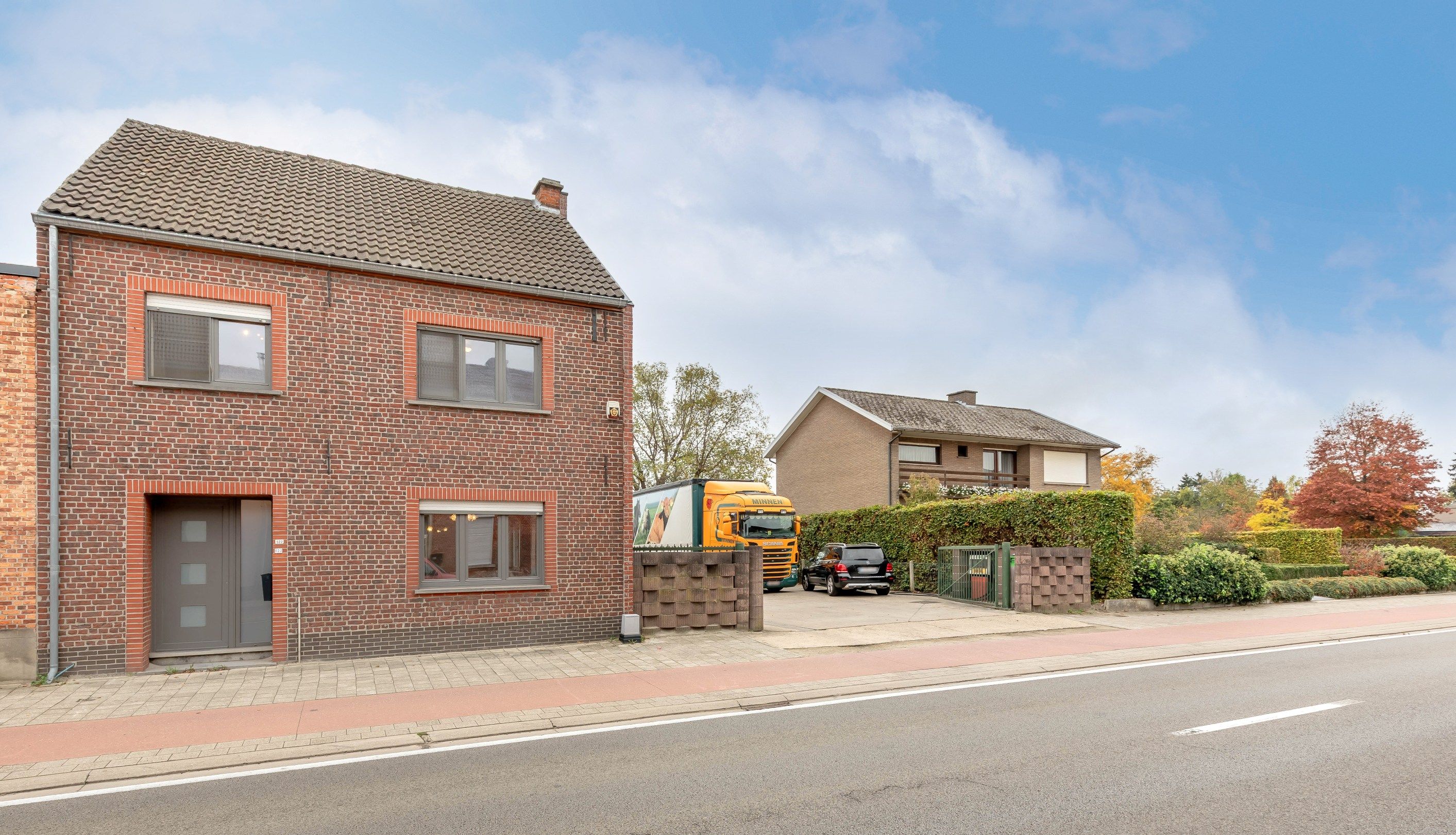 Woning met achterliggende grote loodsen (220m2) foto 14