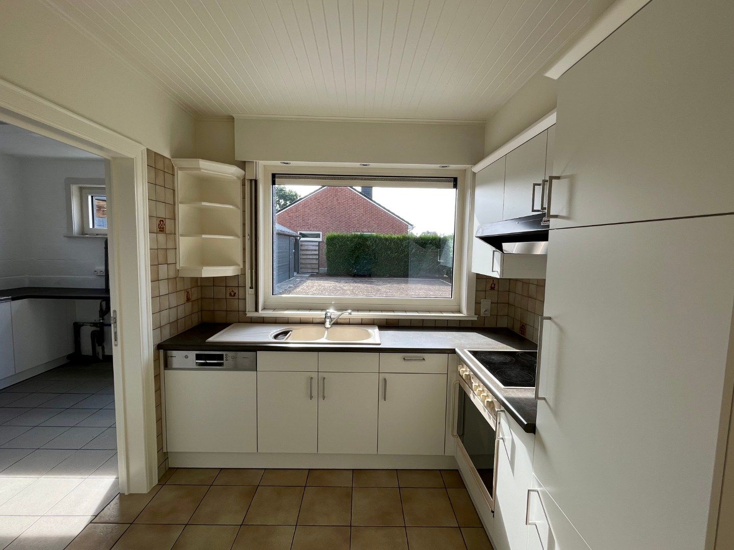Gezellige woning met 4 slaapkamers in Zulte foto 7