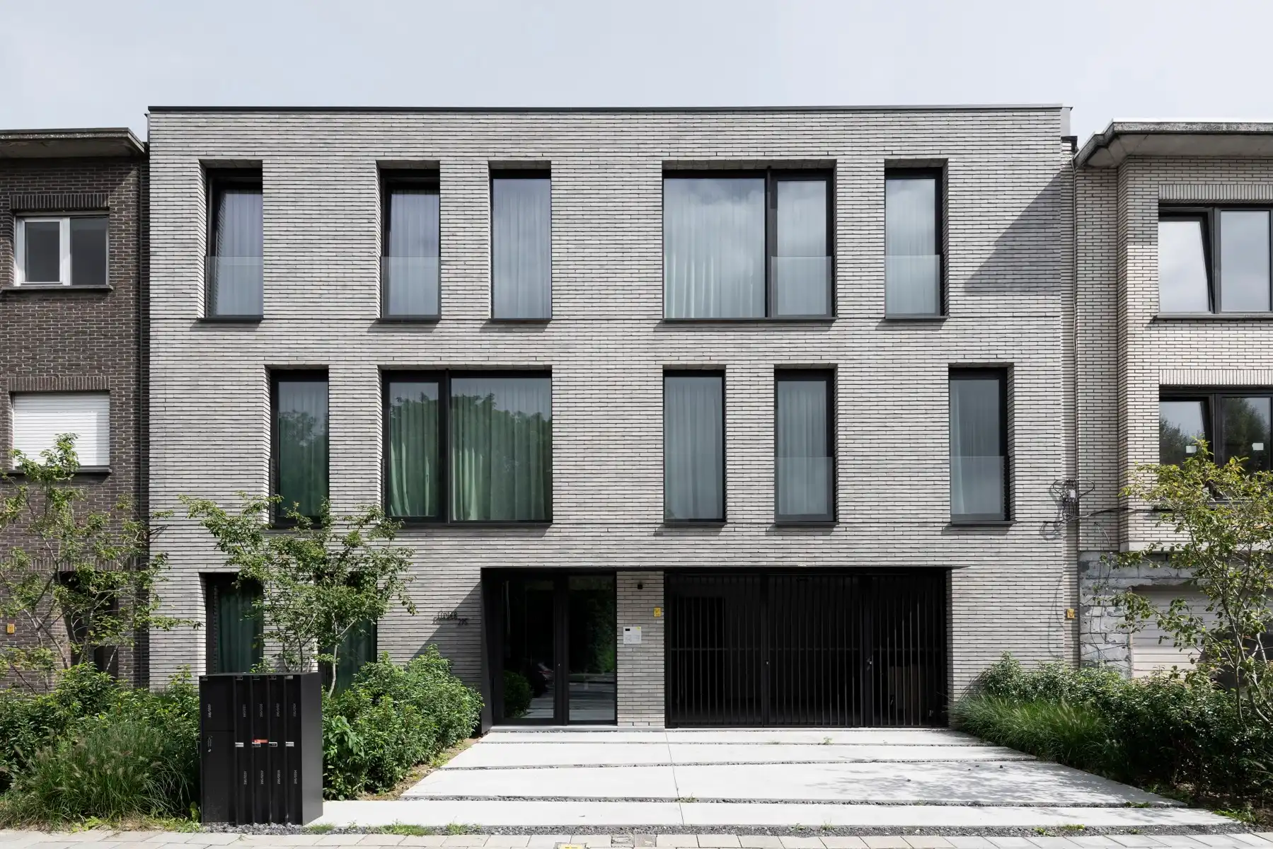 Hippe, gemeubelde studio op toplocatie in Wilrijk foto 12