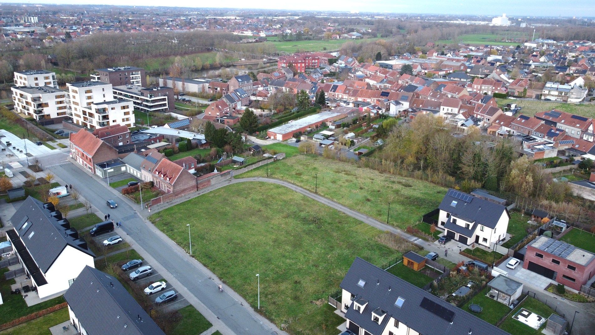 Vier loten bouwgrond voor halfopen bebouwing! foto 4