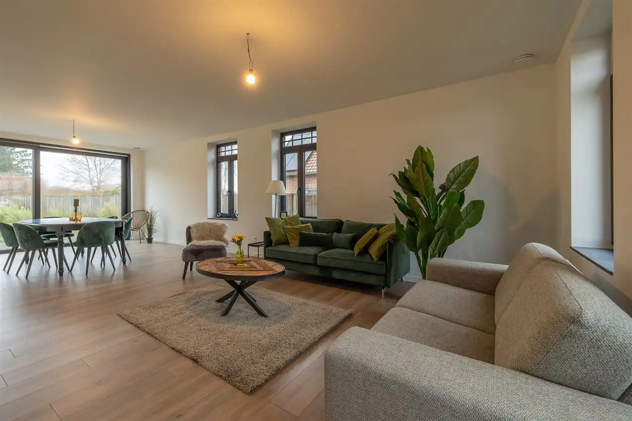 Instapklare nieuwbouwwoning op ruim perceel met 3 slk foto 6