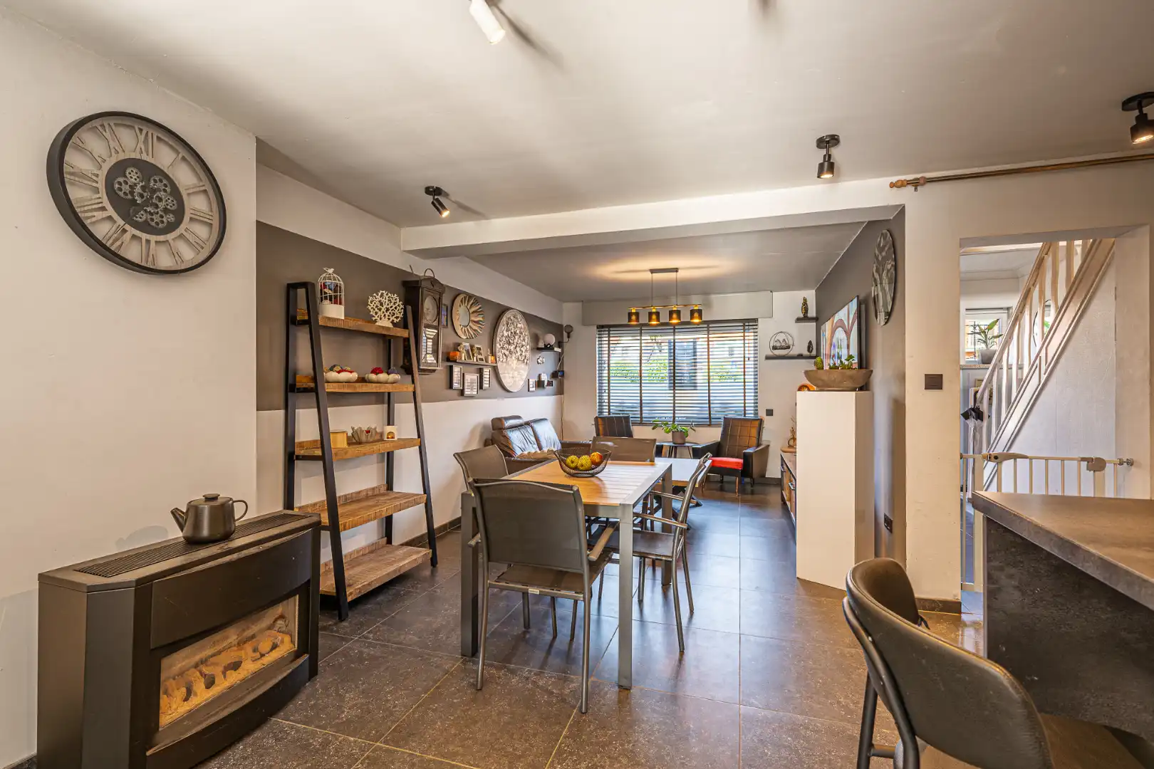 Instapklare woning met 4 slaapkamers en zuidgerichte tuin in Ingelmunster foto 4