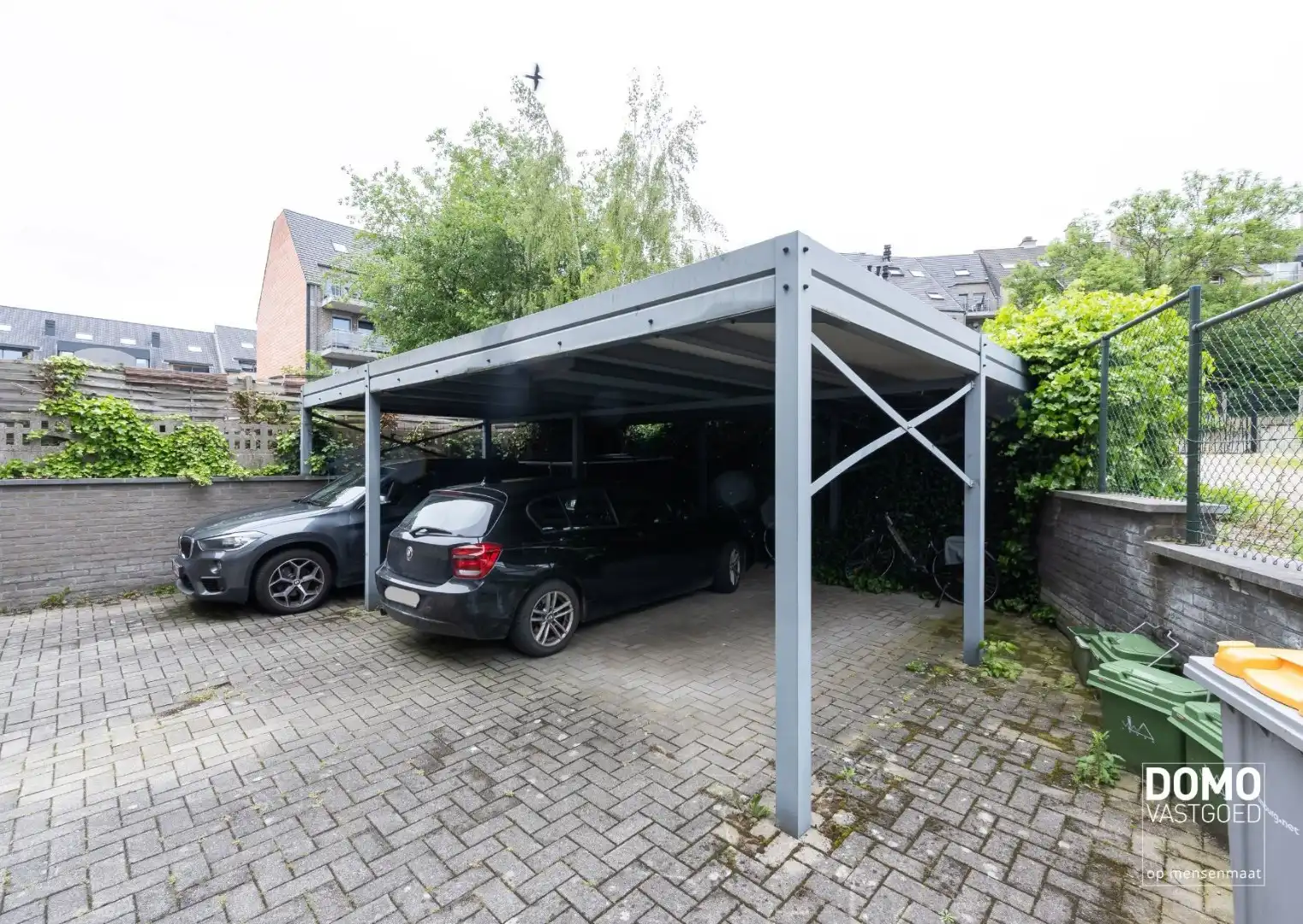 MODERN DUPLEXAPPARTEMENT MET TERRAS EN AUTOSTANDPLAATS IN LANAKEN foto 13