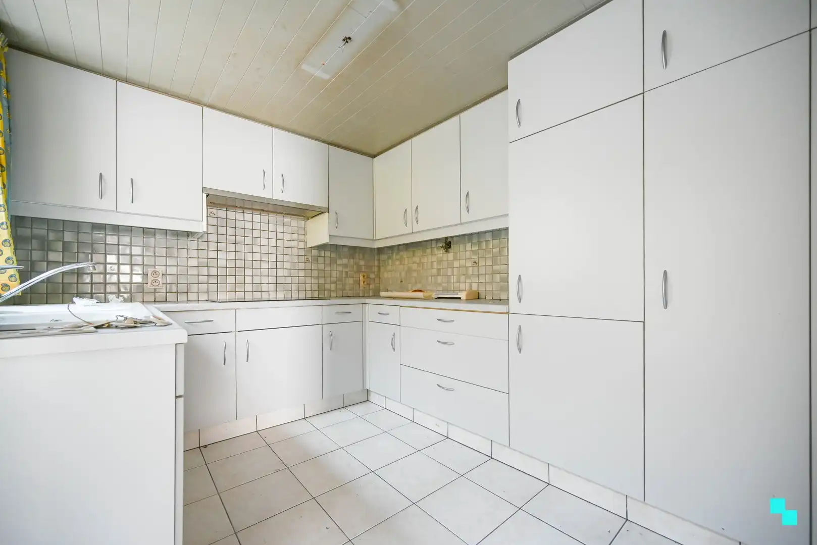 Te renoveren woning in Petegem-aan-de-Leie foto 9