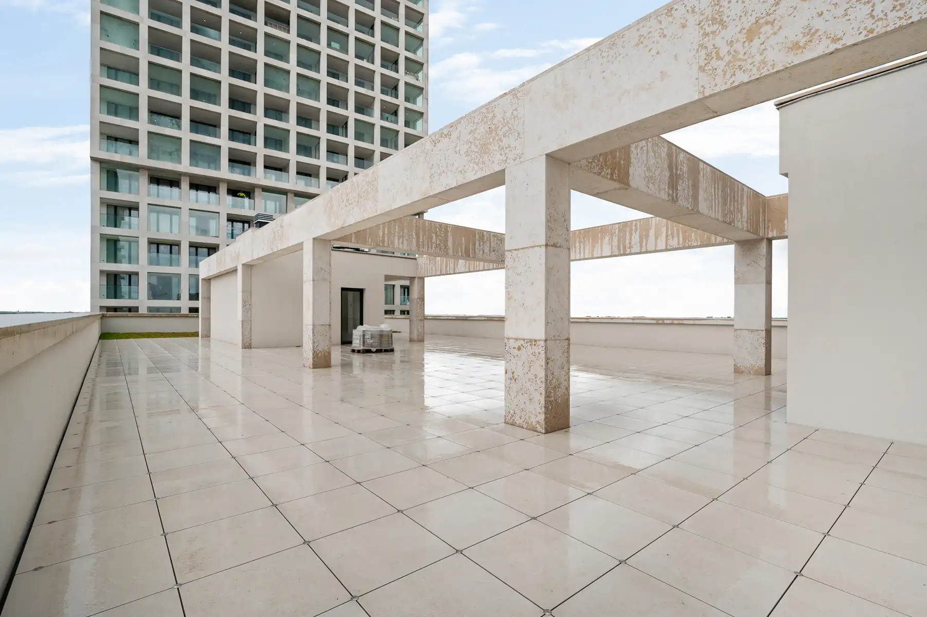 Ongemeubeld 1-slpk app. met terras en zicht op binnenpark foto 15