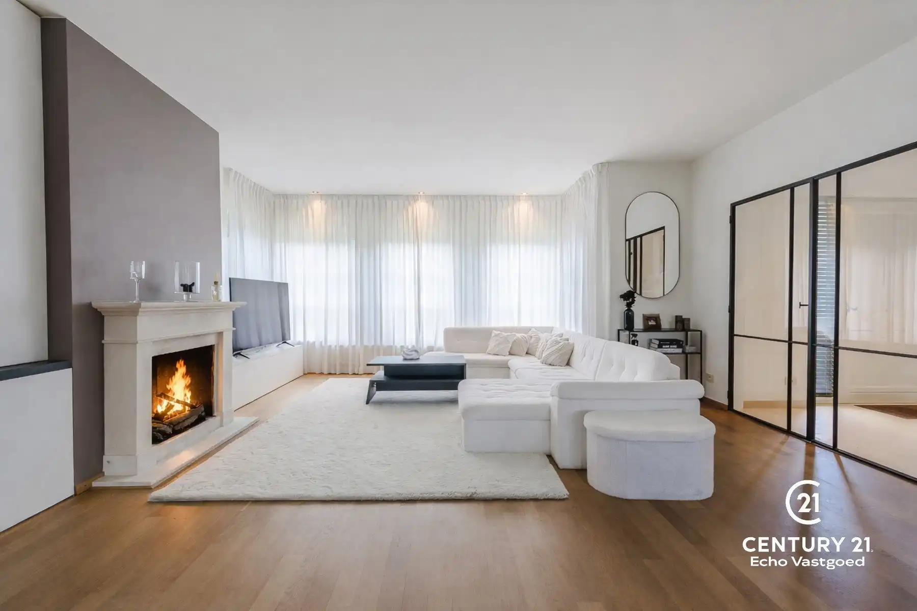 Ruime, gerenoveerde, energiezuinige villa met zwembad foto 5