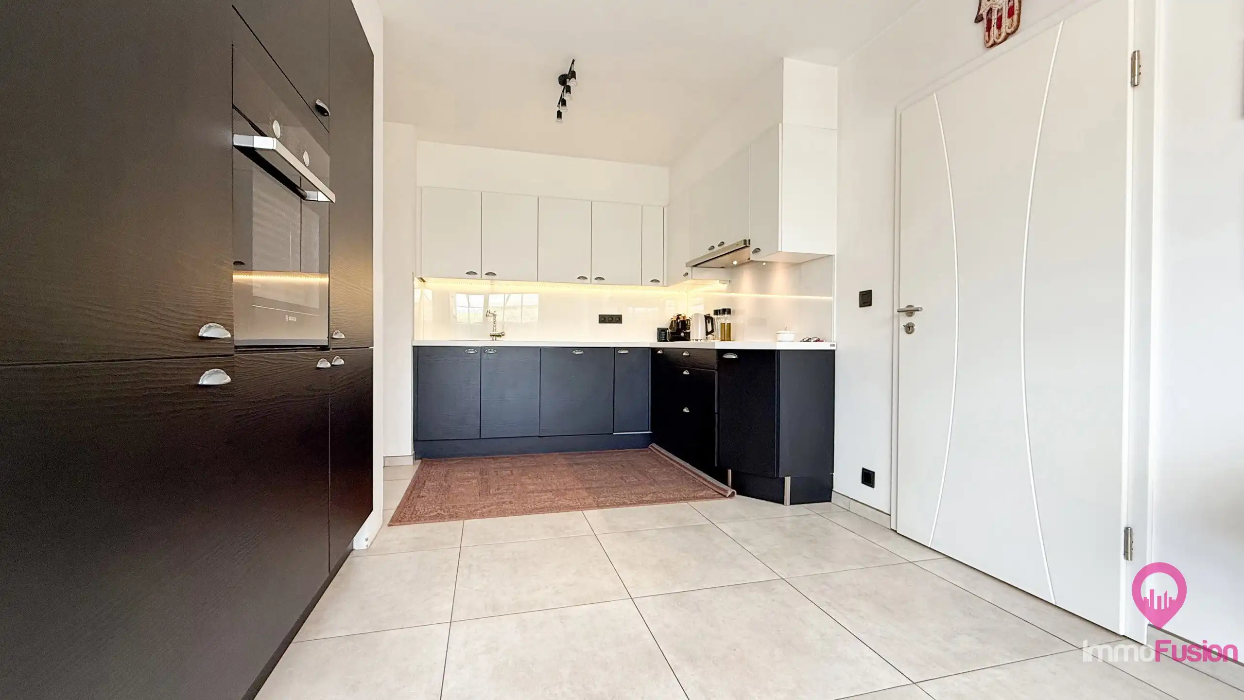 Instapklare gezinswoning met 3 slpk op toplocatie in HH foto 9