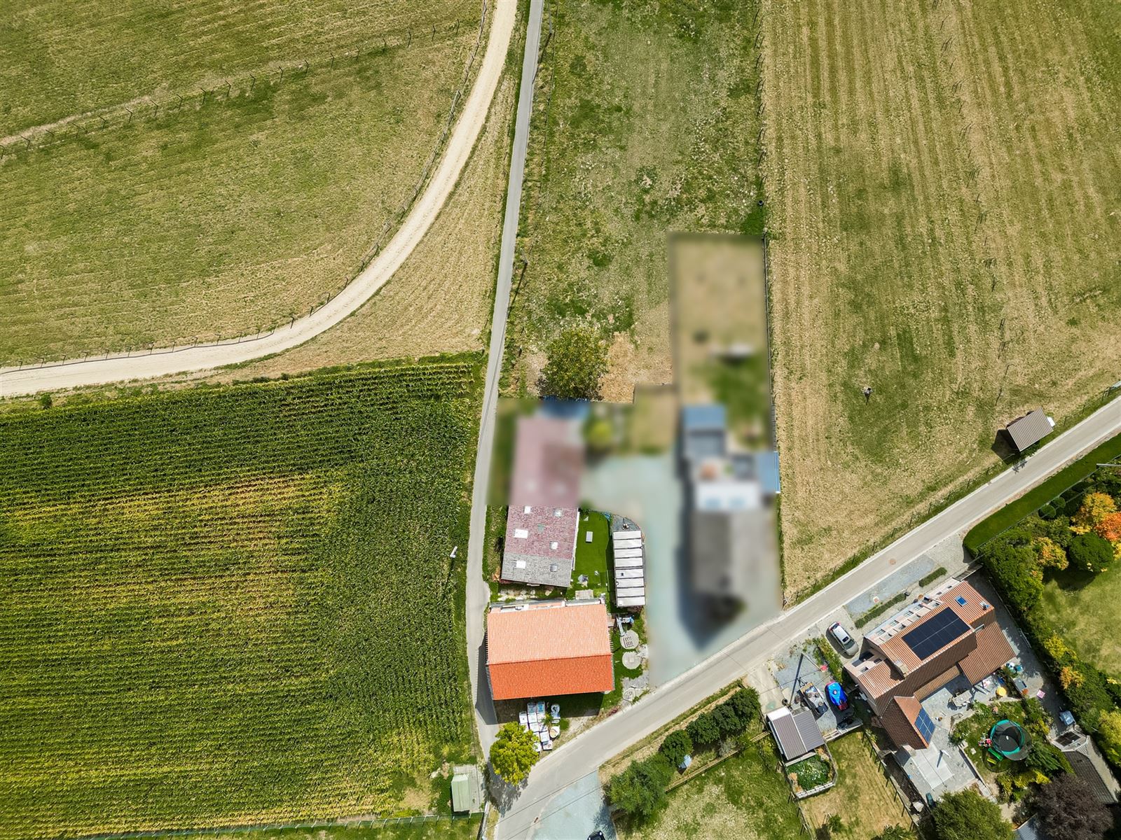 Verder af te werken renovatieproject op prachtige ligging! foto 6