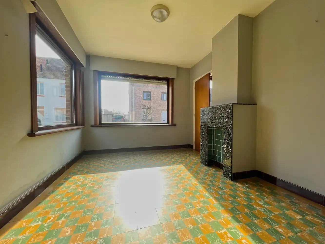 Karaktervolle gezinswoning met zonnige tuin + garage foto 2