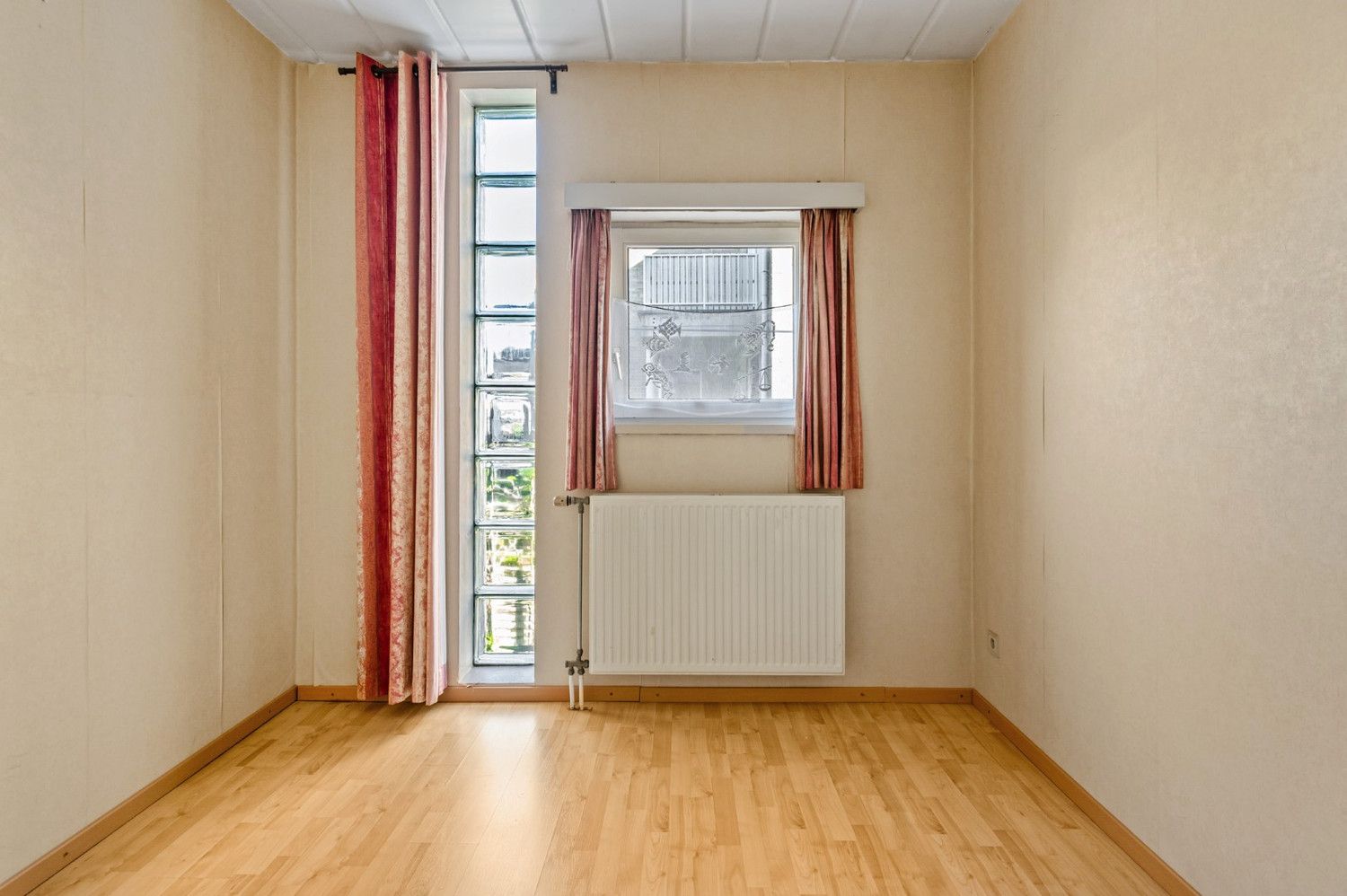 WONING MET 5 SLK EN TUIN TE CENTRUM RANST! foto 10