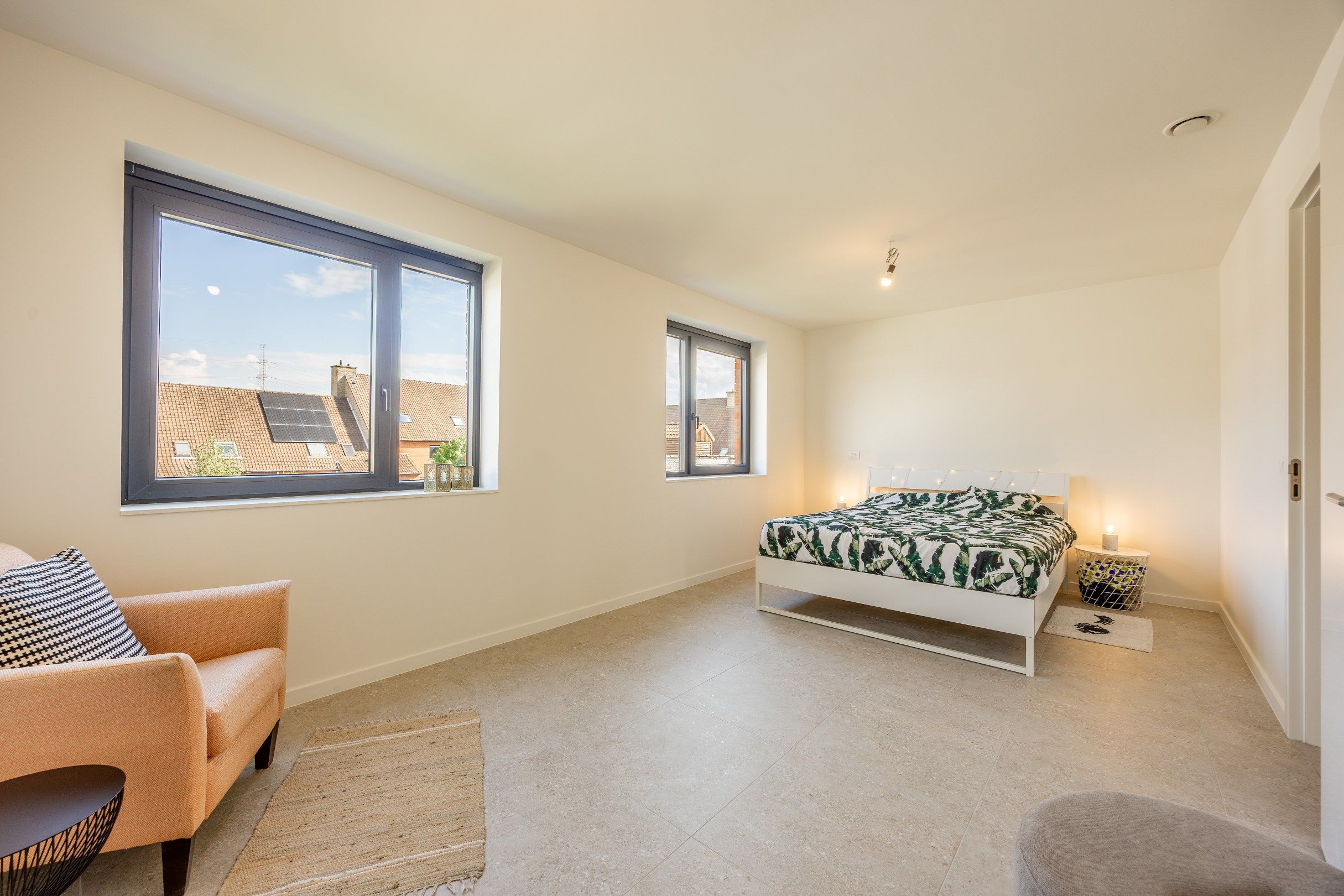 RUIME, KLASSEVOLLE EN ENERGIEZUINIGE WONING  foto 8