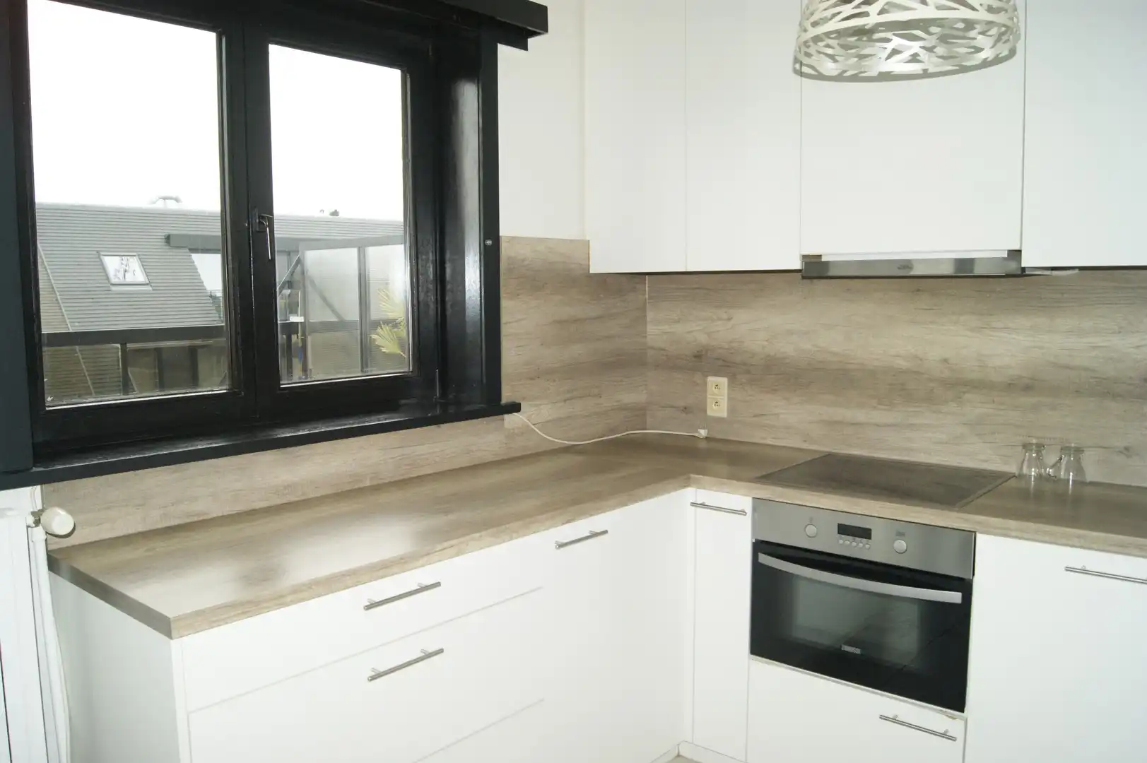 Ruim appartement met 2 slaapkamers en uitzonderlijk groot terras foto 3