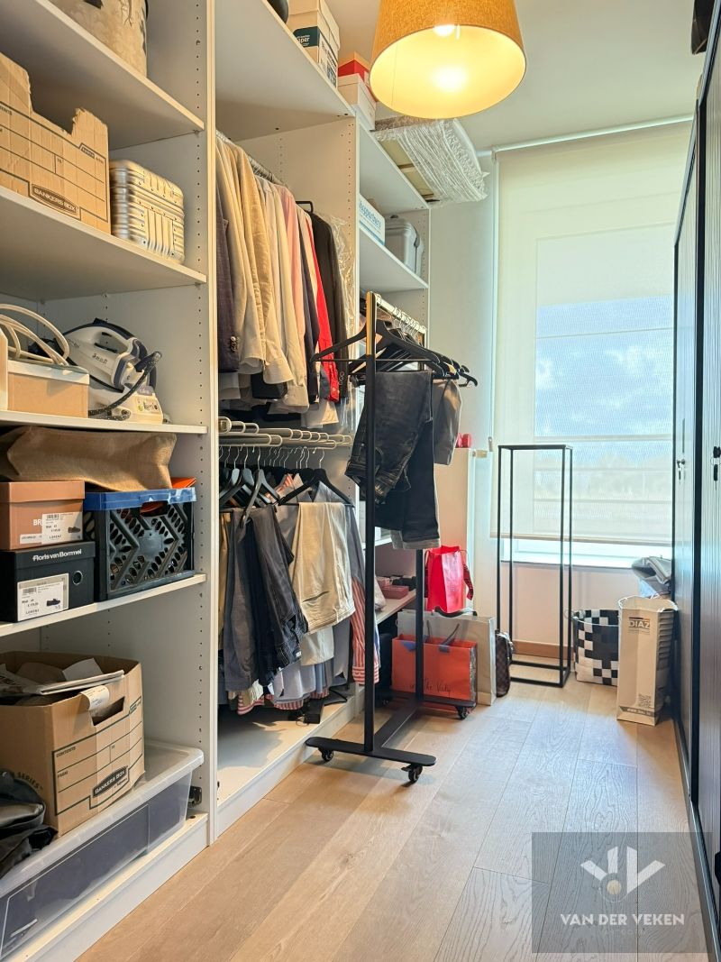 Prachtig 3 slaapkamer appartement op een toplocatie!! foto 13