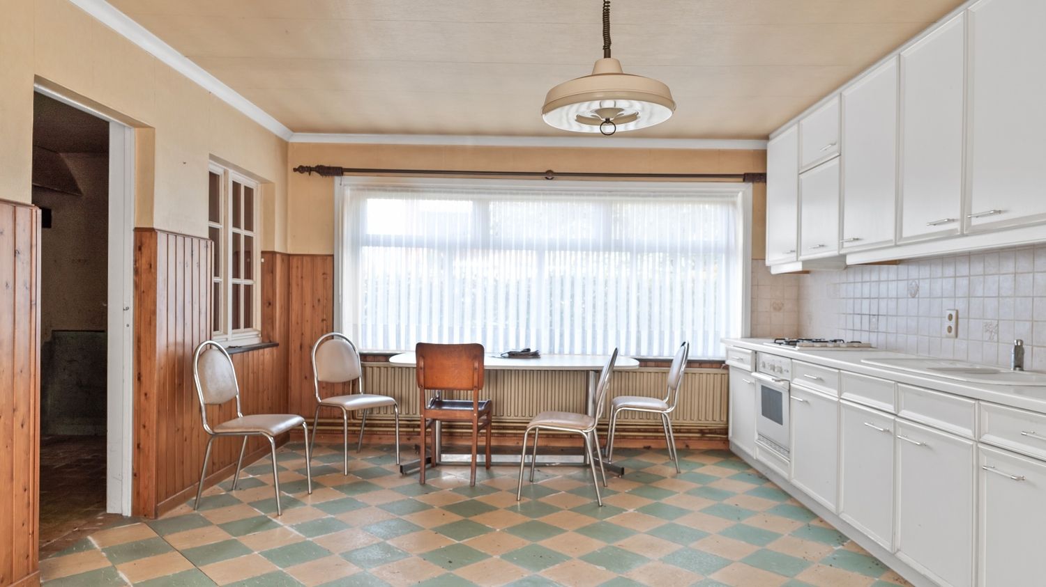 Te renoveren woning op ruim perceel van 800 m² in Paal – ideale opportuniteit! foto 6